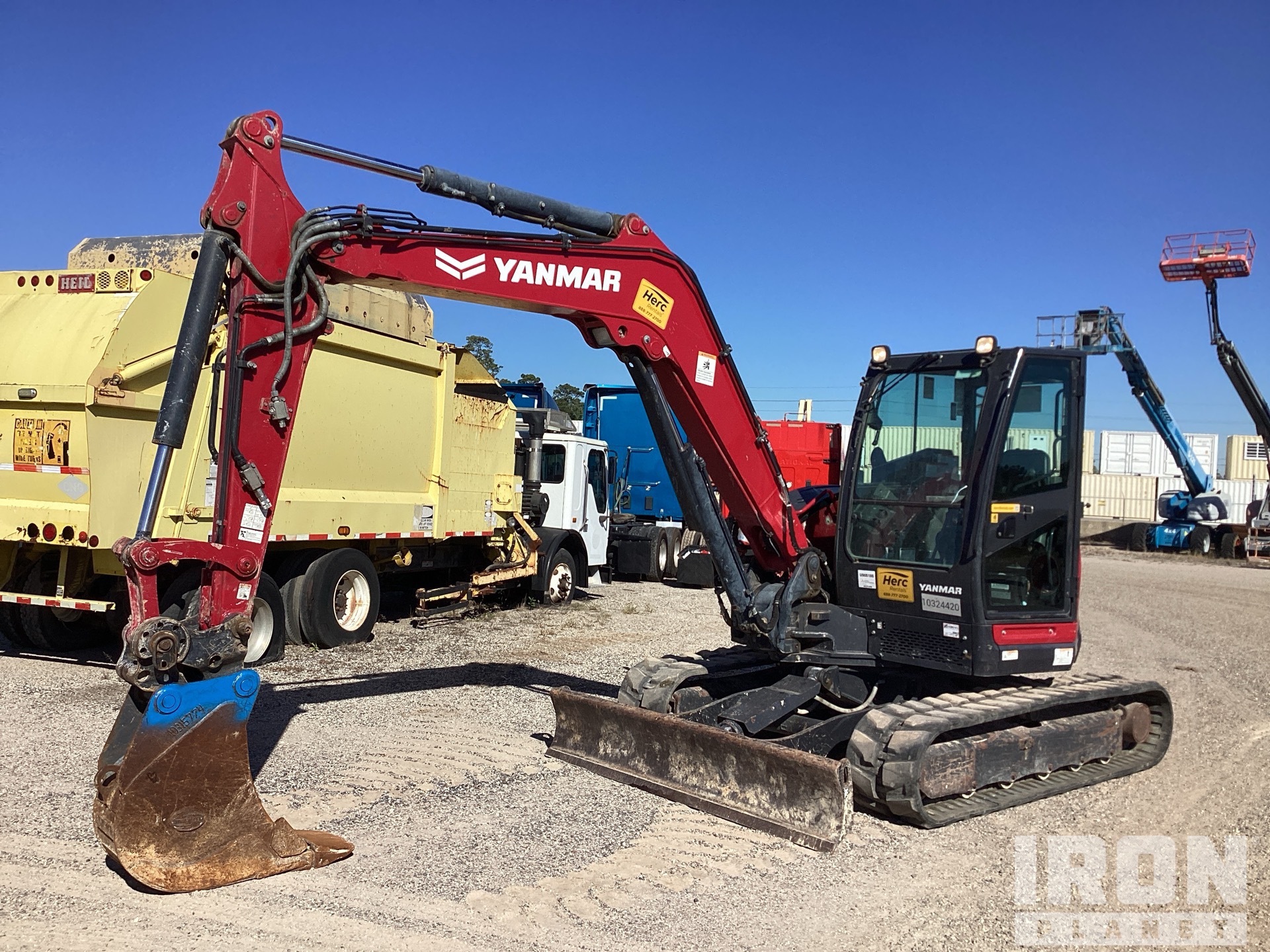 General Appearance with Picture, Left Front Corner