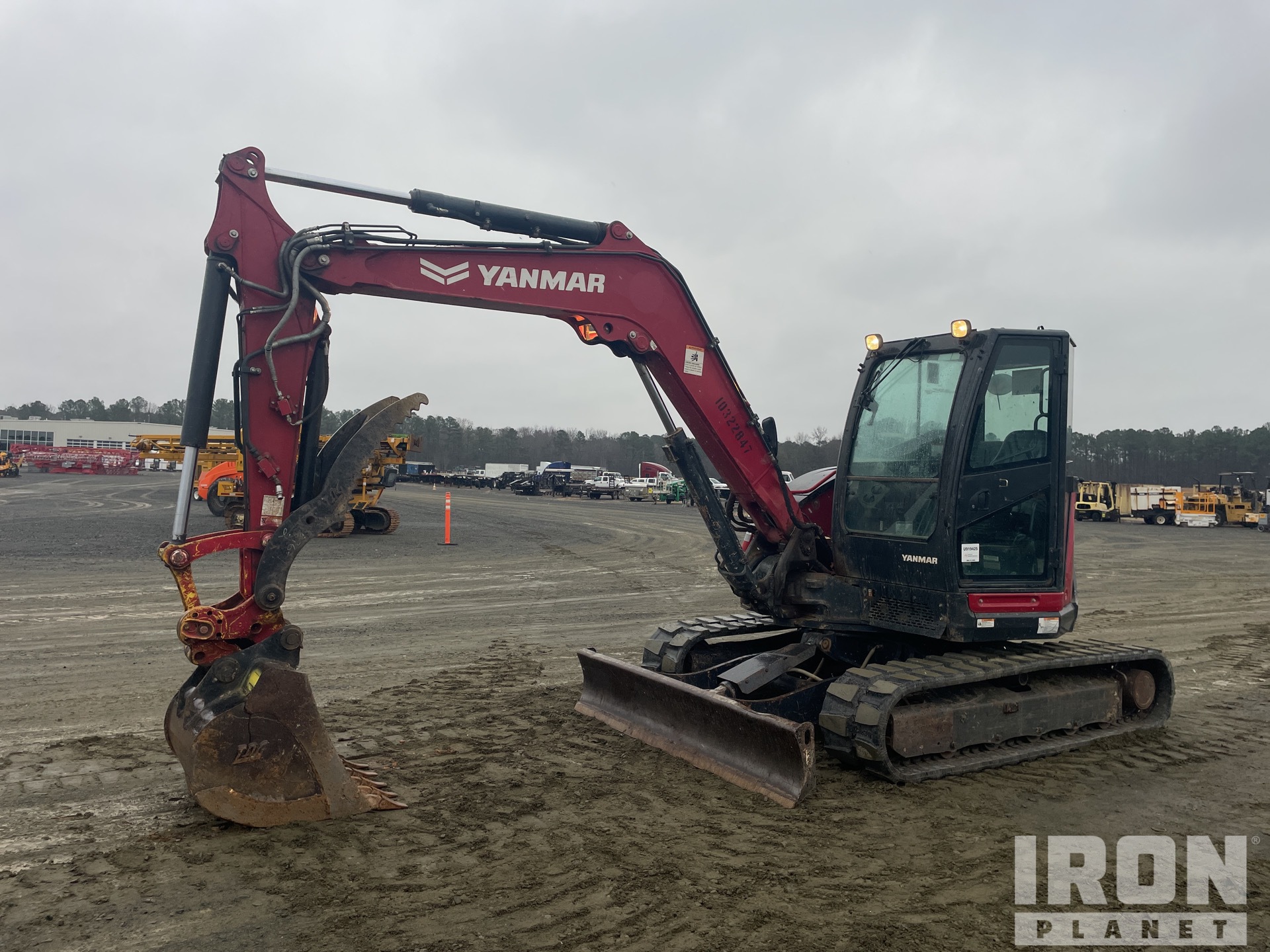 General Appearance with Picture, Left Front Corner