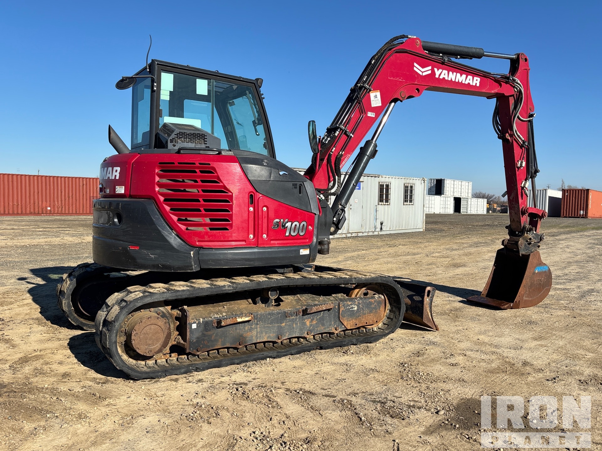 Aspect général with Image, coin arrière droit