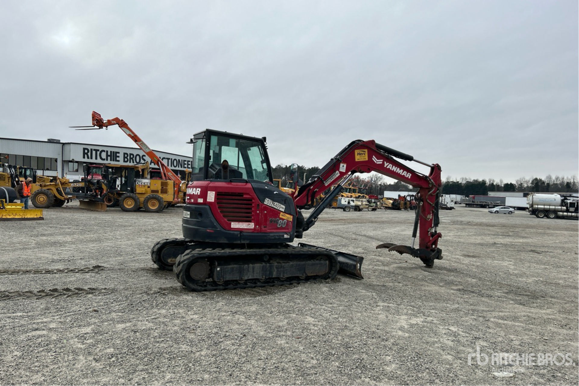 General Appearance with Picture, Right Rear Corner