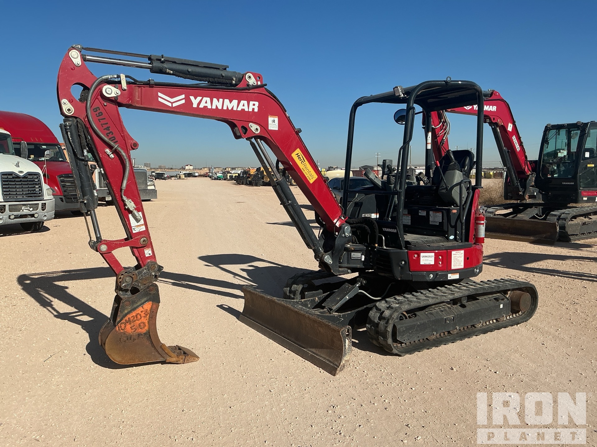 General Appearance with Picture, Left Front Corner