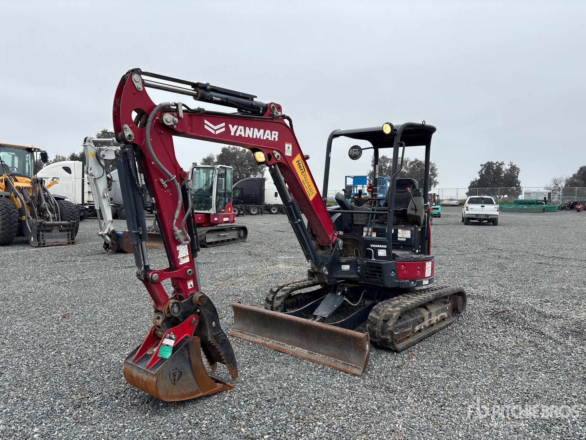 General Appearance with Picture, Left Front Corner