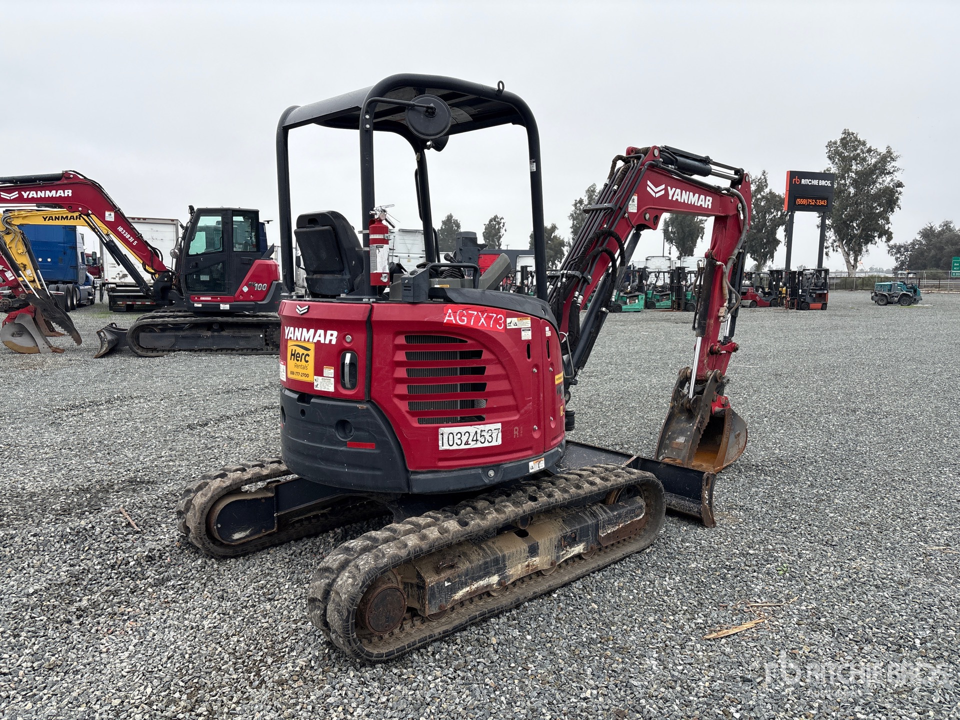 General Appearance with Picture, Right Rear Corner