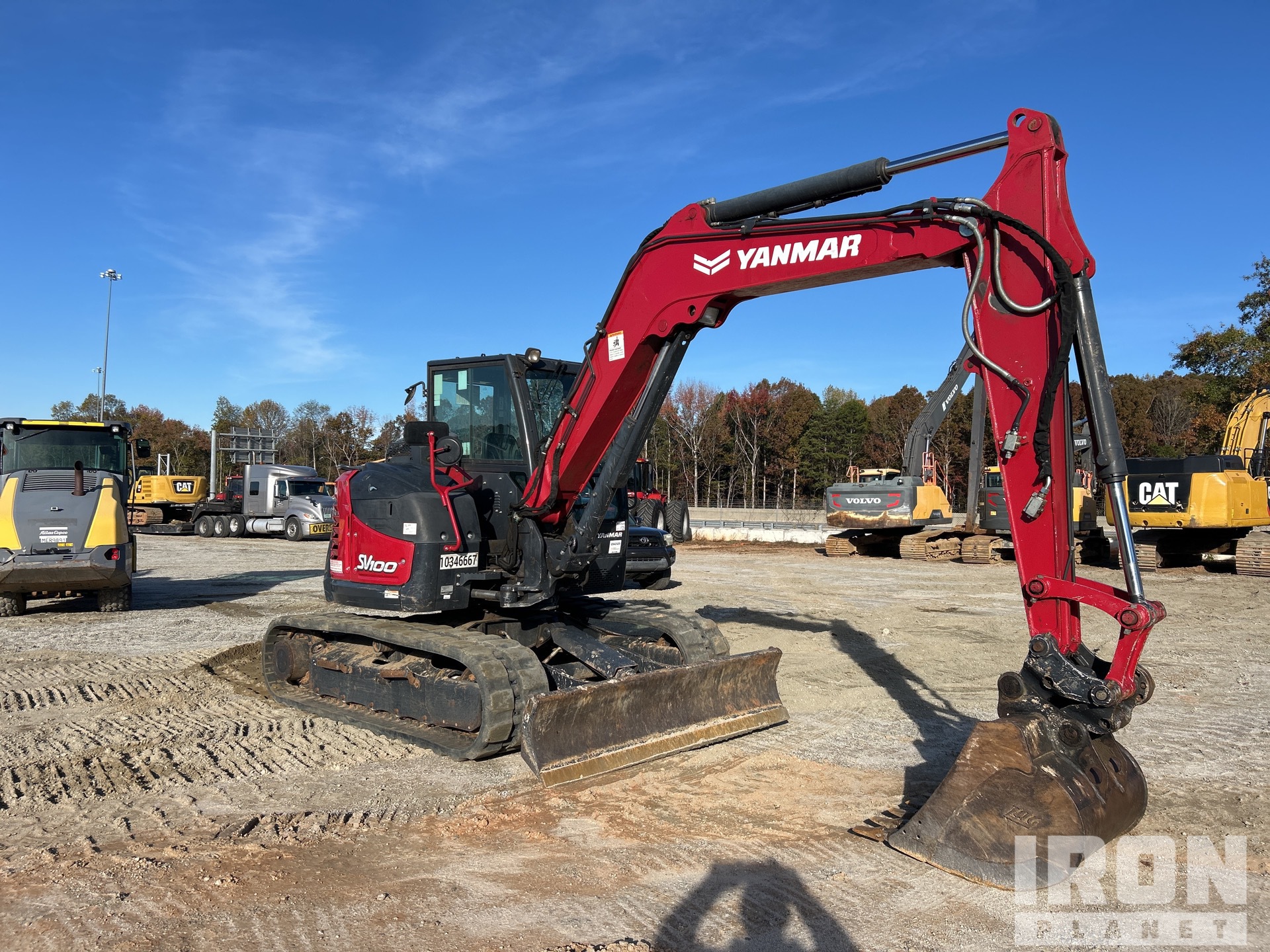 General Appearance with Bild, Ecke vorne rechts