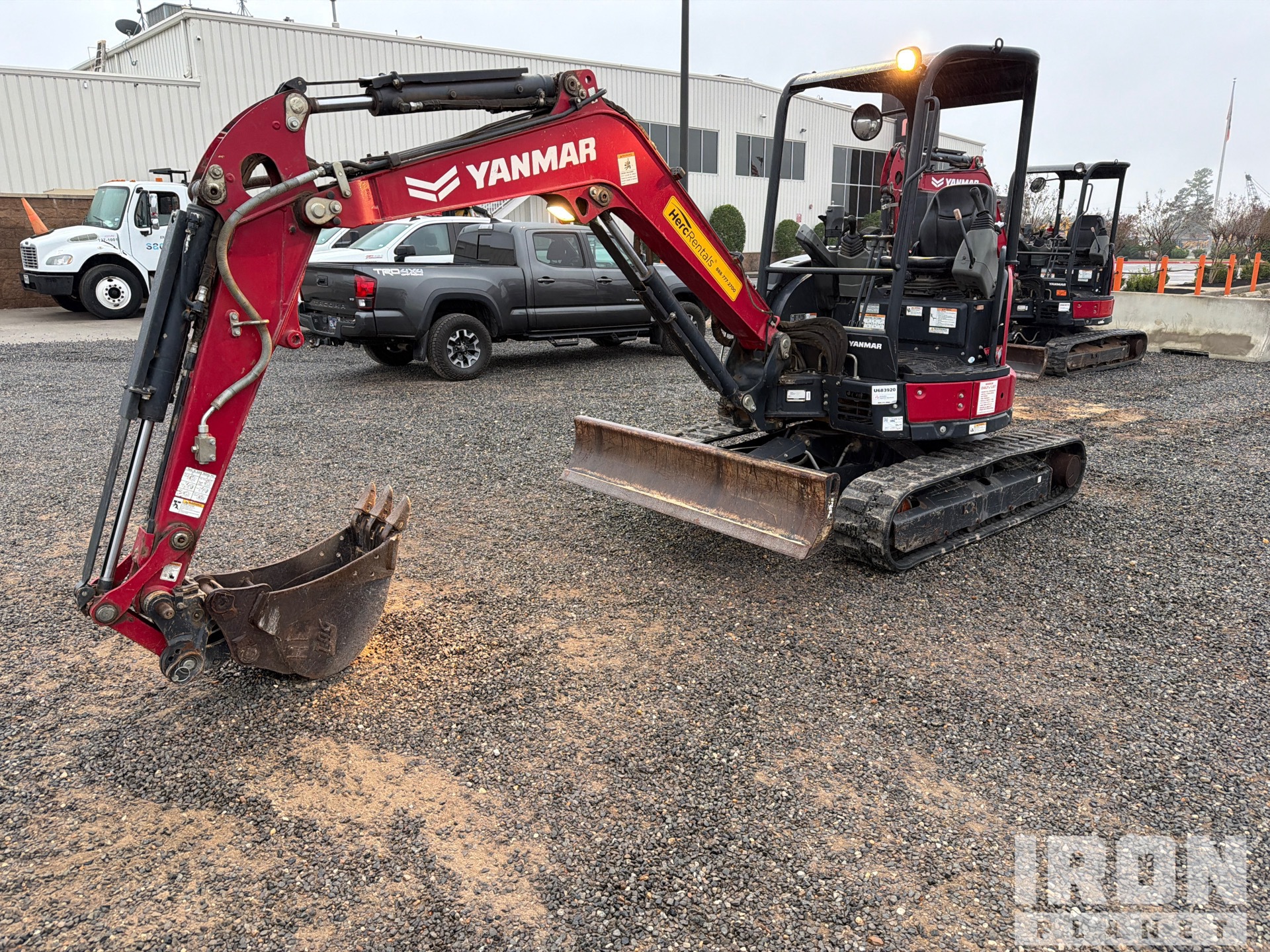 General Appearance with Picture, Left Front Corner