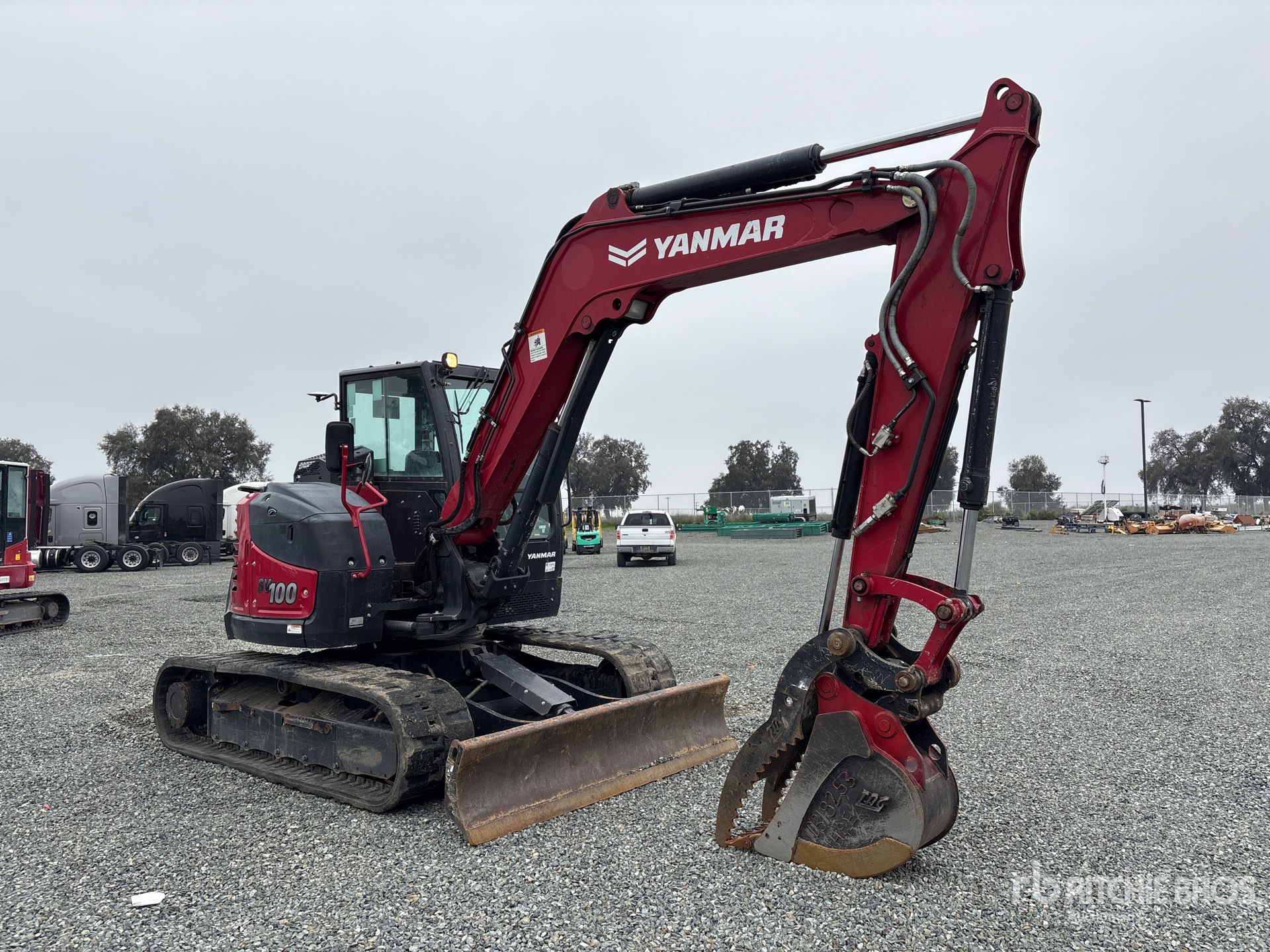 General Appearance with Picture, Right Front Corner