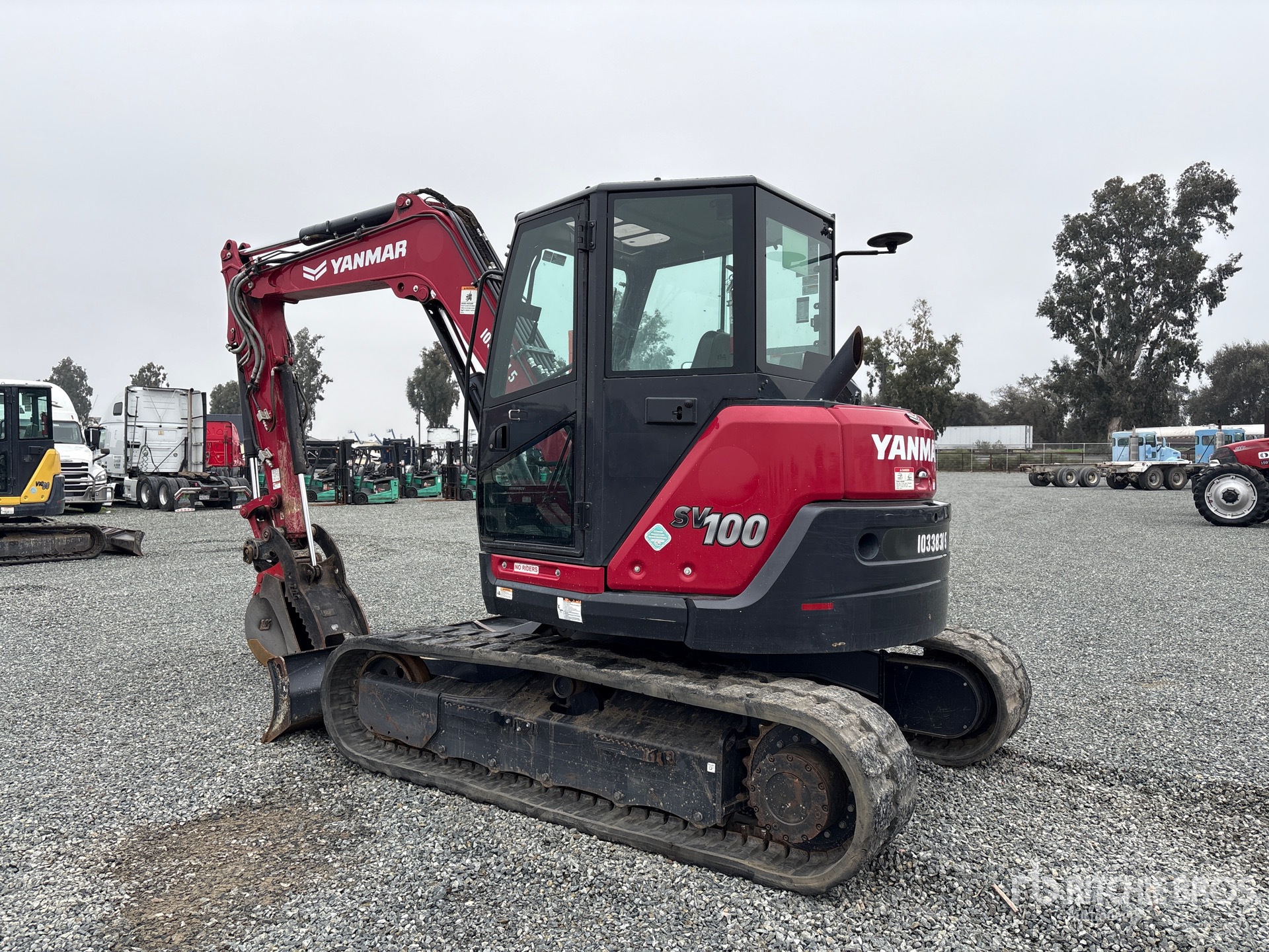 General Appearance with Picture, Left Rear Corner