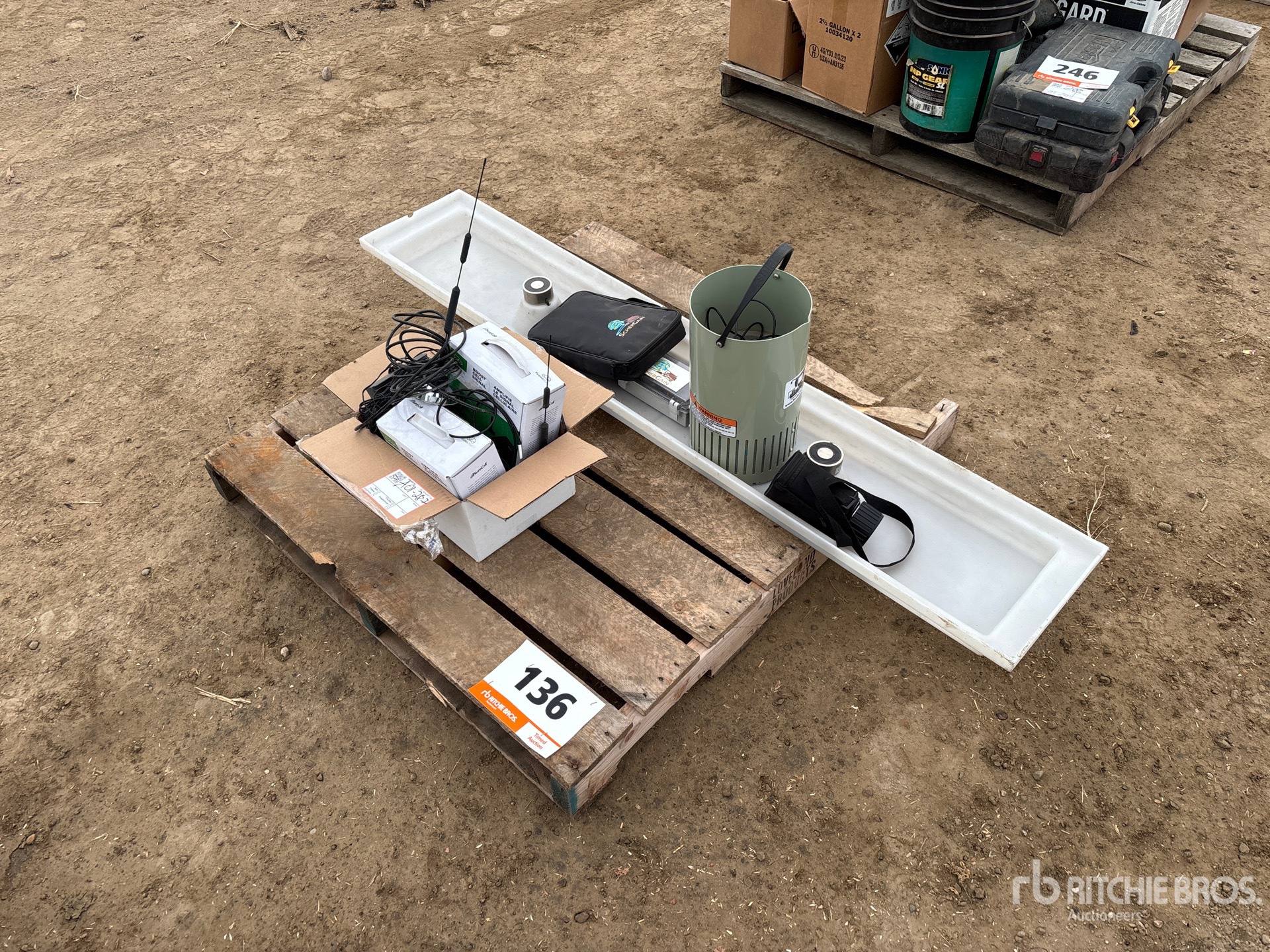 General Appearance with Picture, Left Front Corner