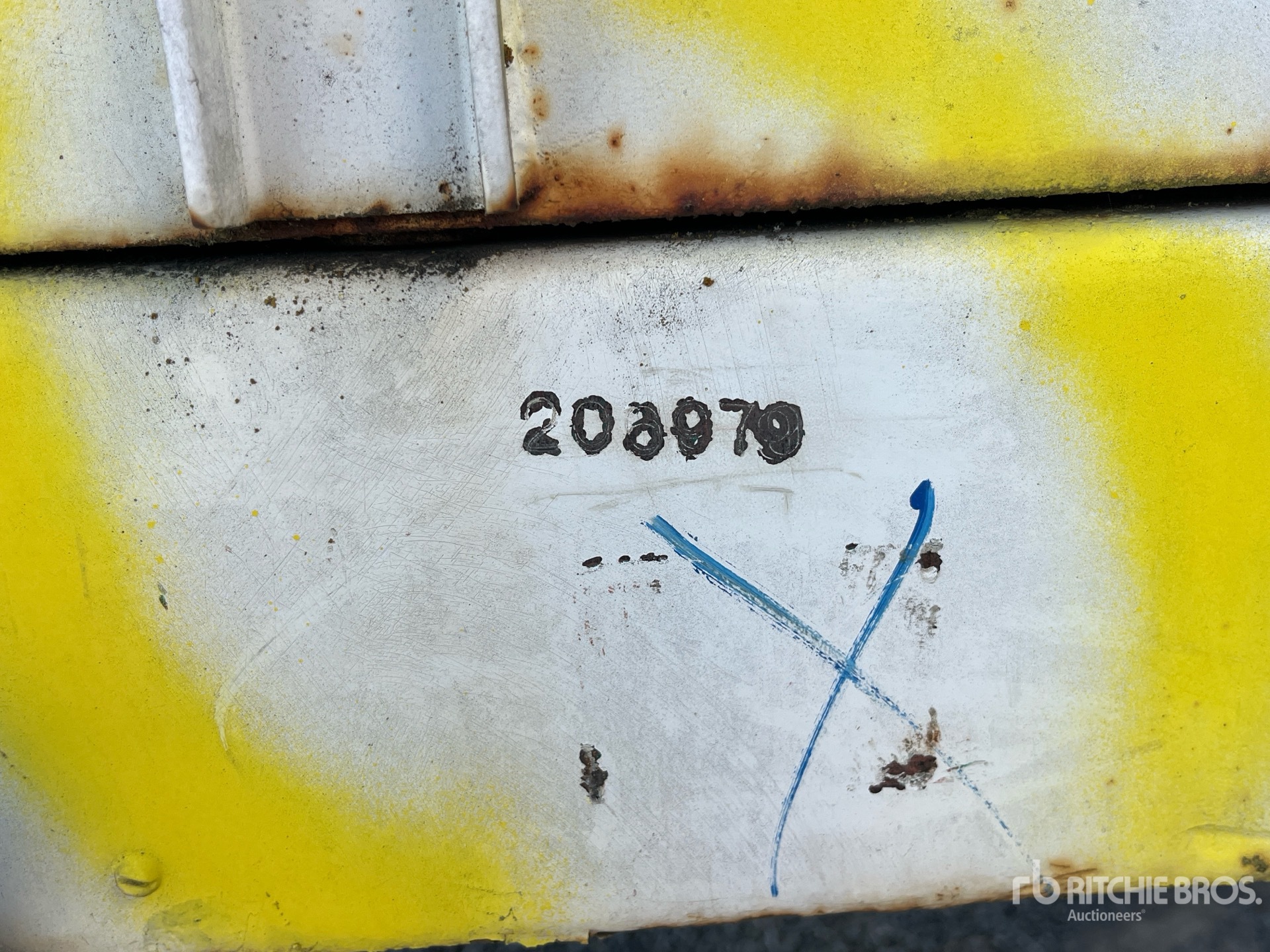 General Appearance with Seriennummer / FIN