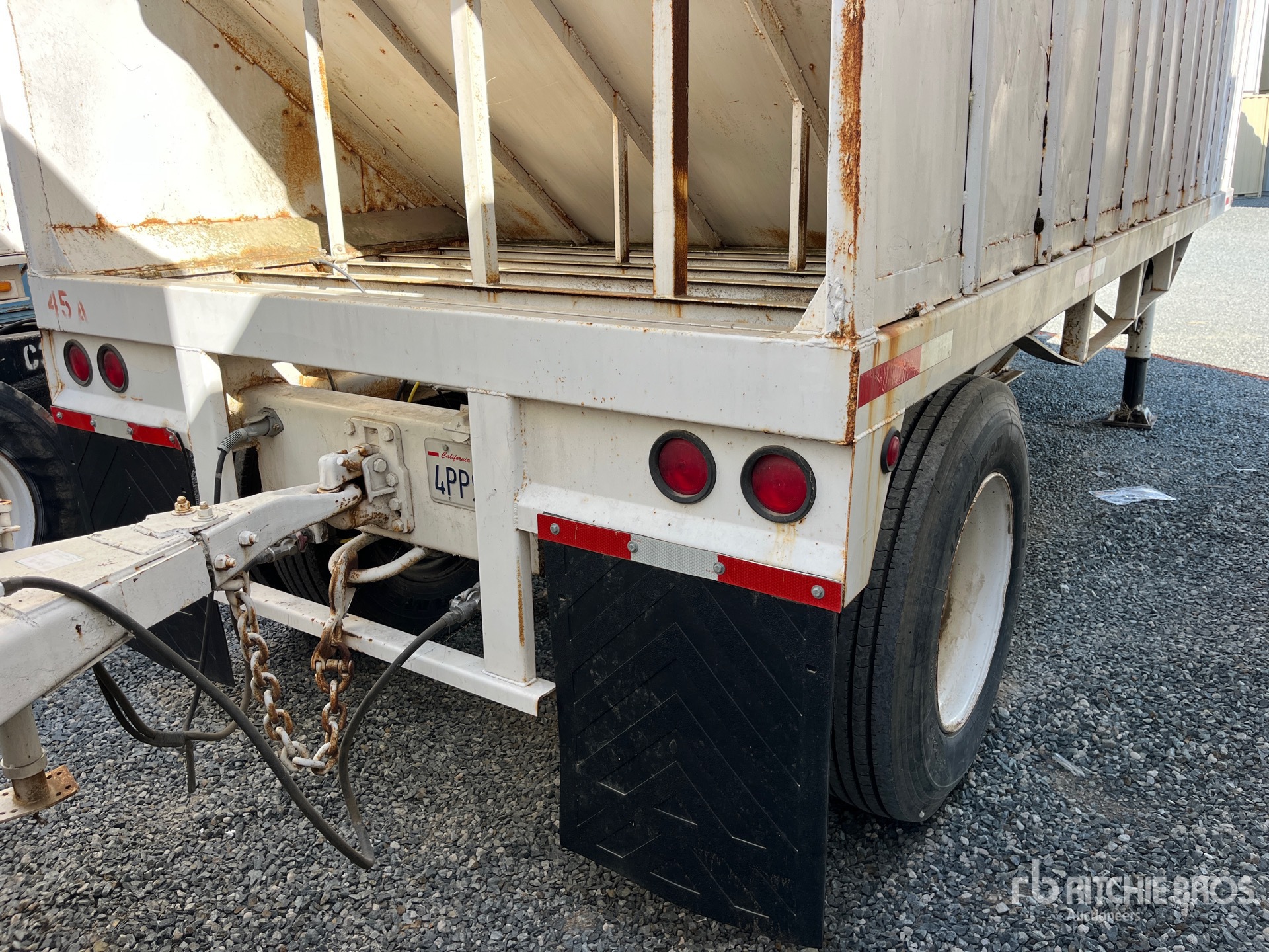 General Appearance with Bild, Ecke hinten rechts