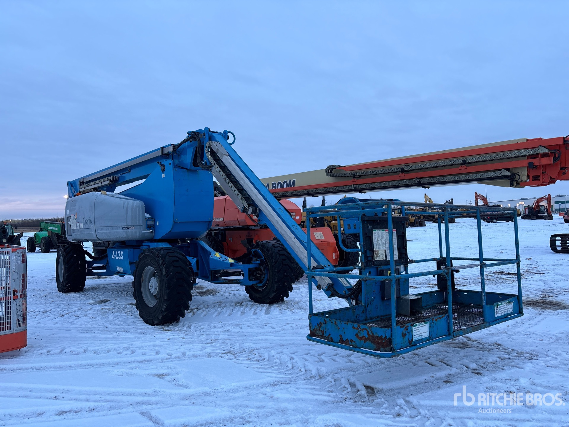 General Appearance with Foto, angolo anteriore destro