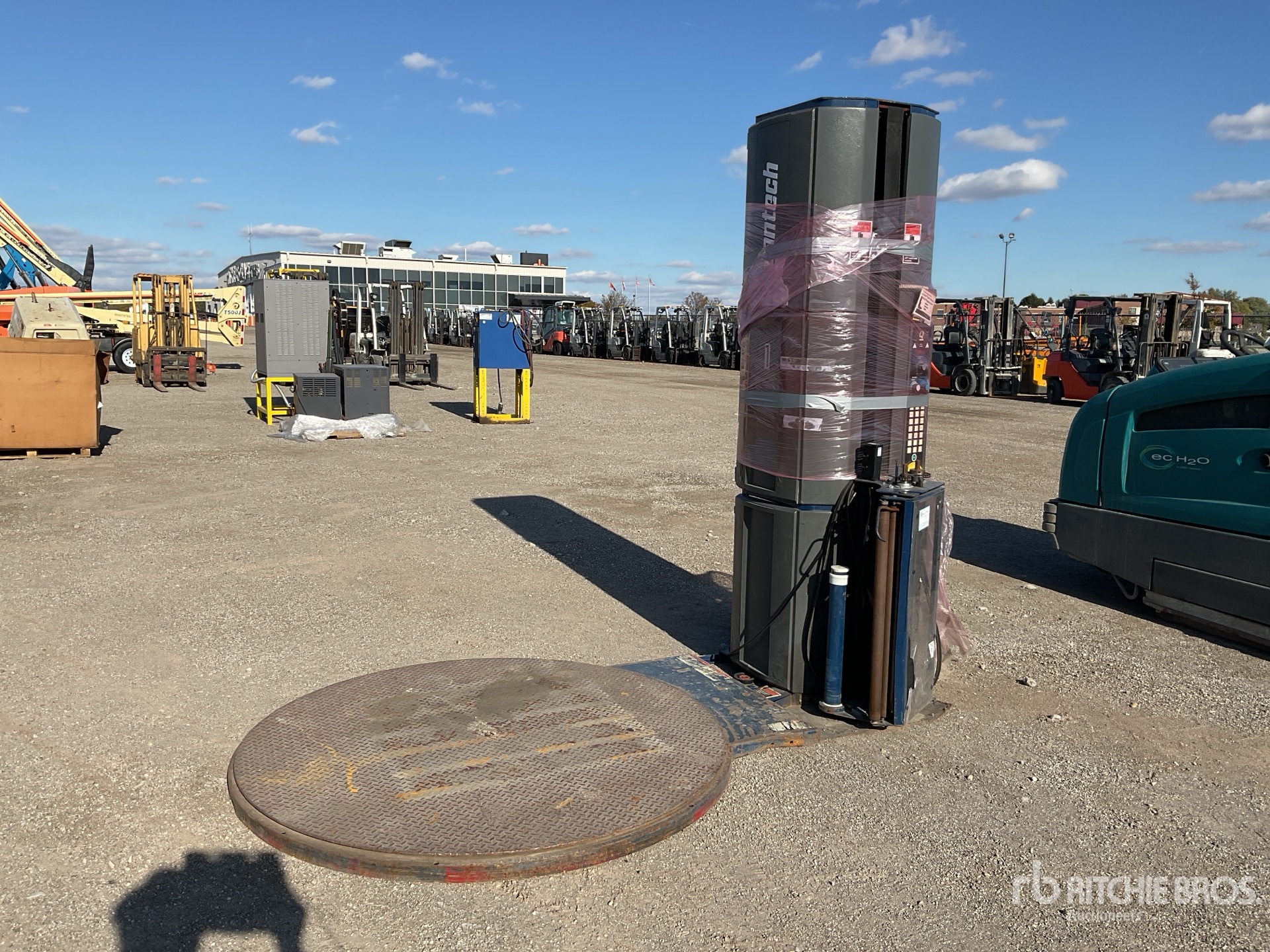 General Appearance with Foto, angolo anteriore sinistro