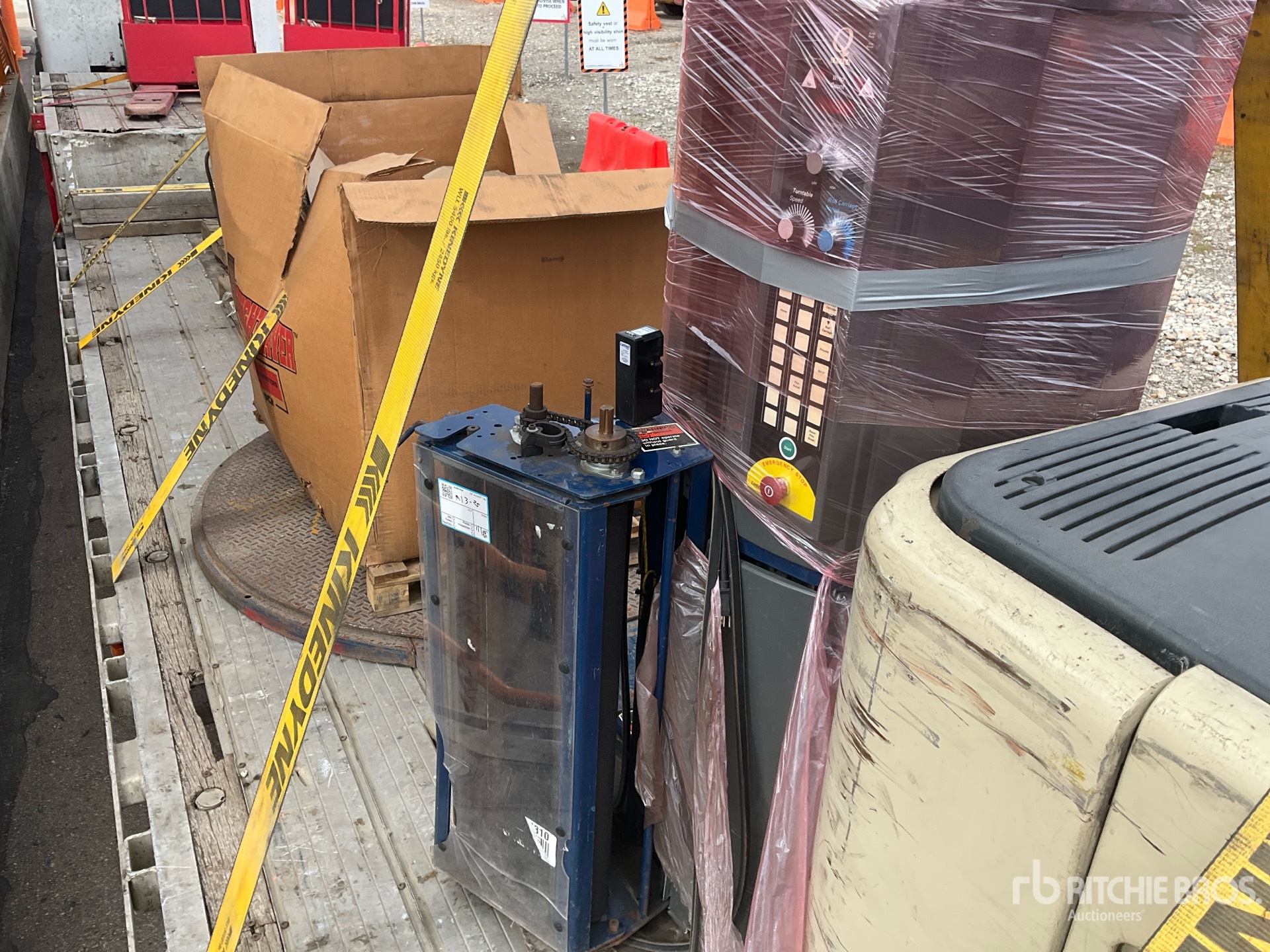 General Appearance with Featured Photo