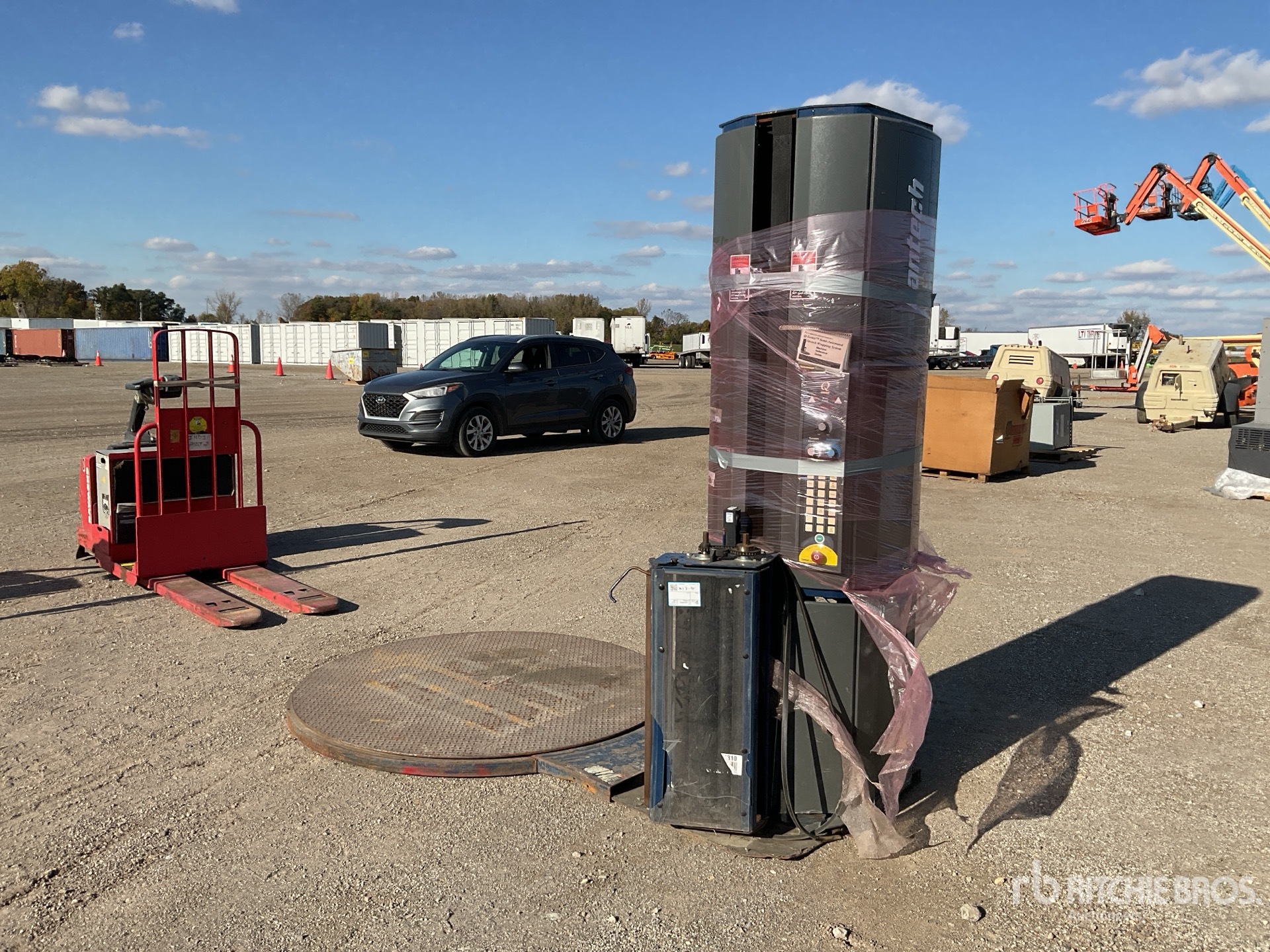 General Appearance with Foto, angolo posteriore sinistro