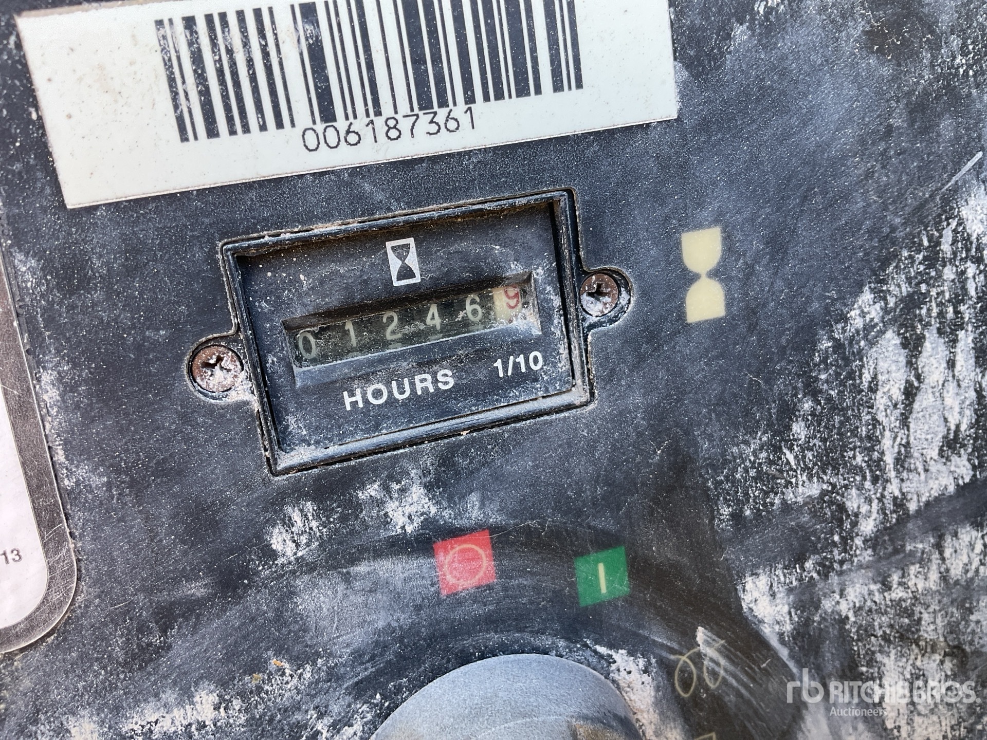 General Appearance with Hour Meter / Odometer