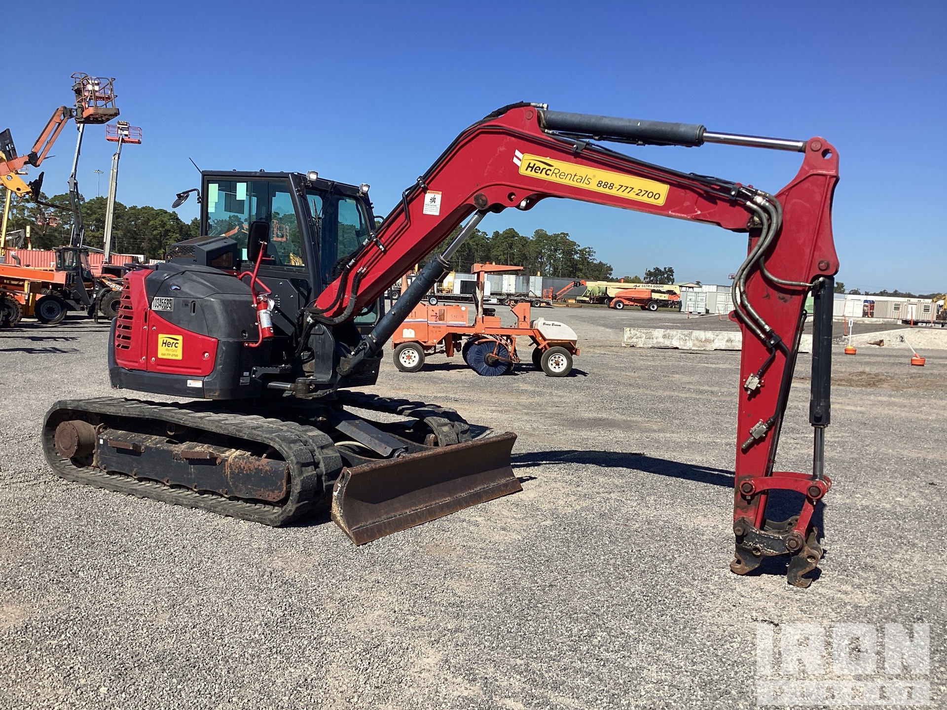 General Appearance with Picture, Right Front Corner