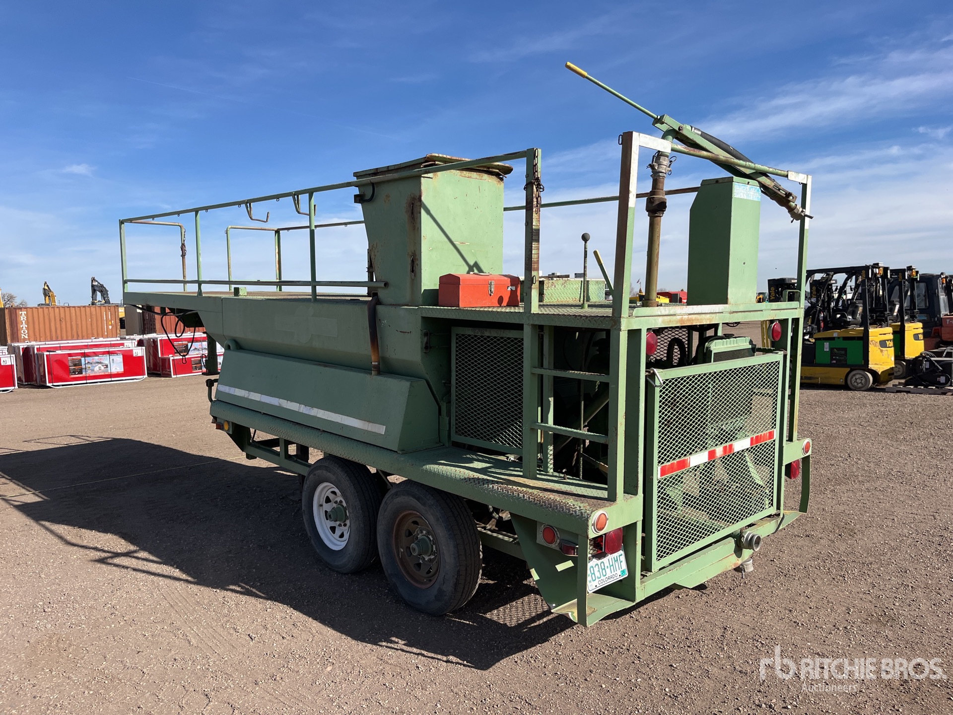 Aspect général with Image, coin arrière gauche