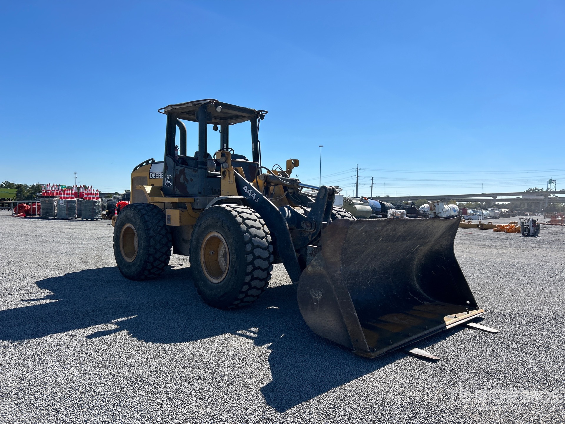 General Appearance with Foto, angolo anteriore destro