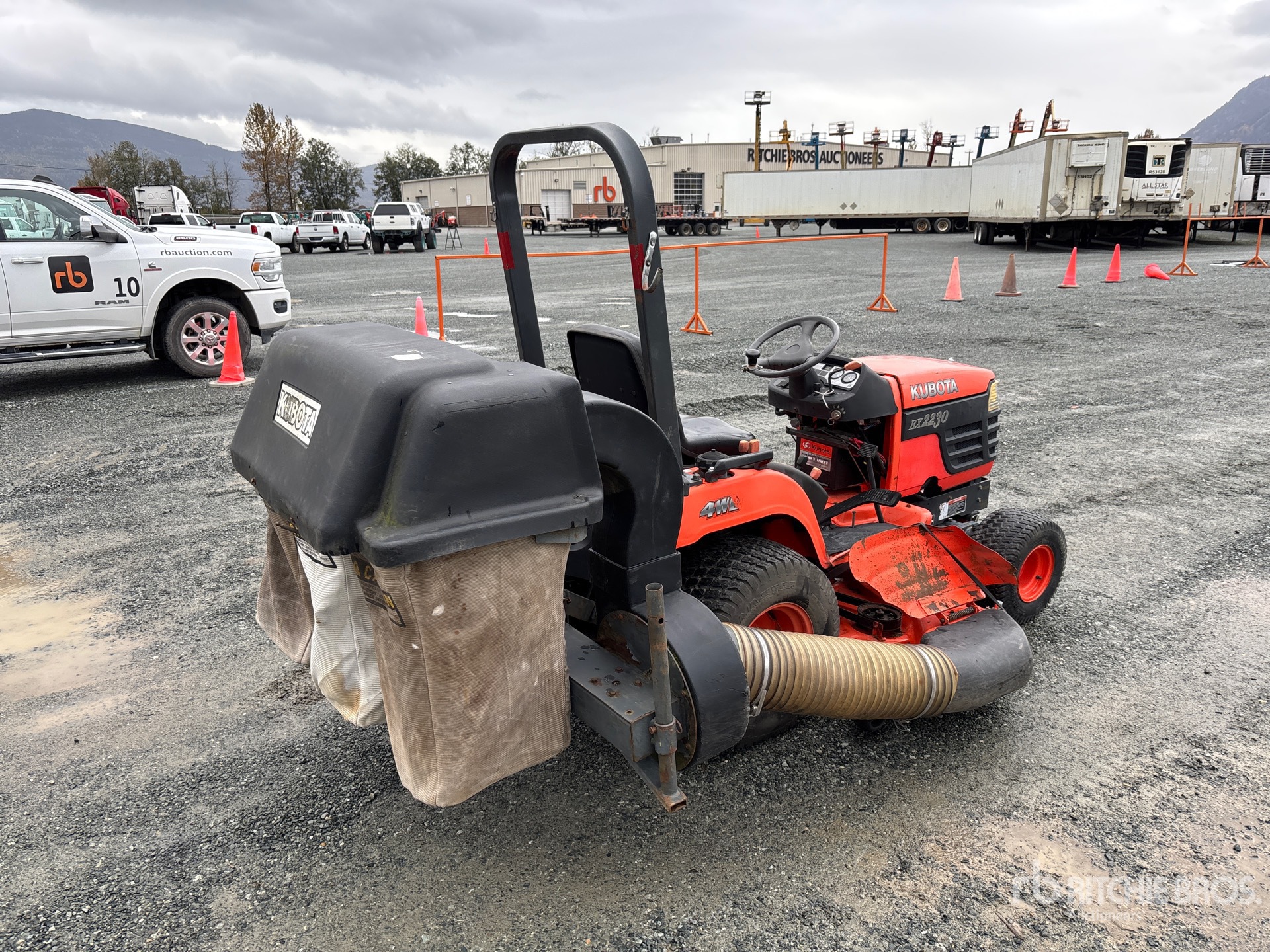 General Appearance with Picture, Right Rear Corner