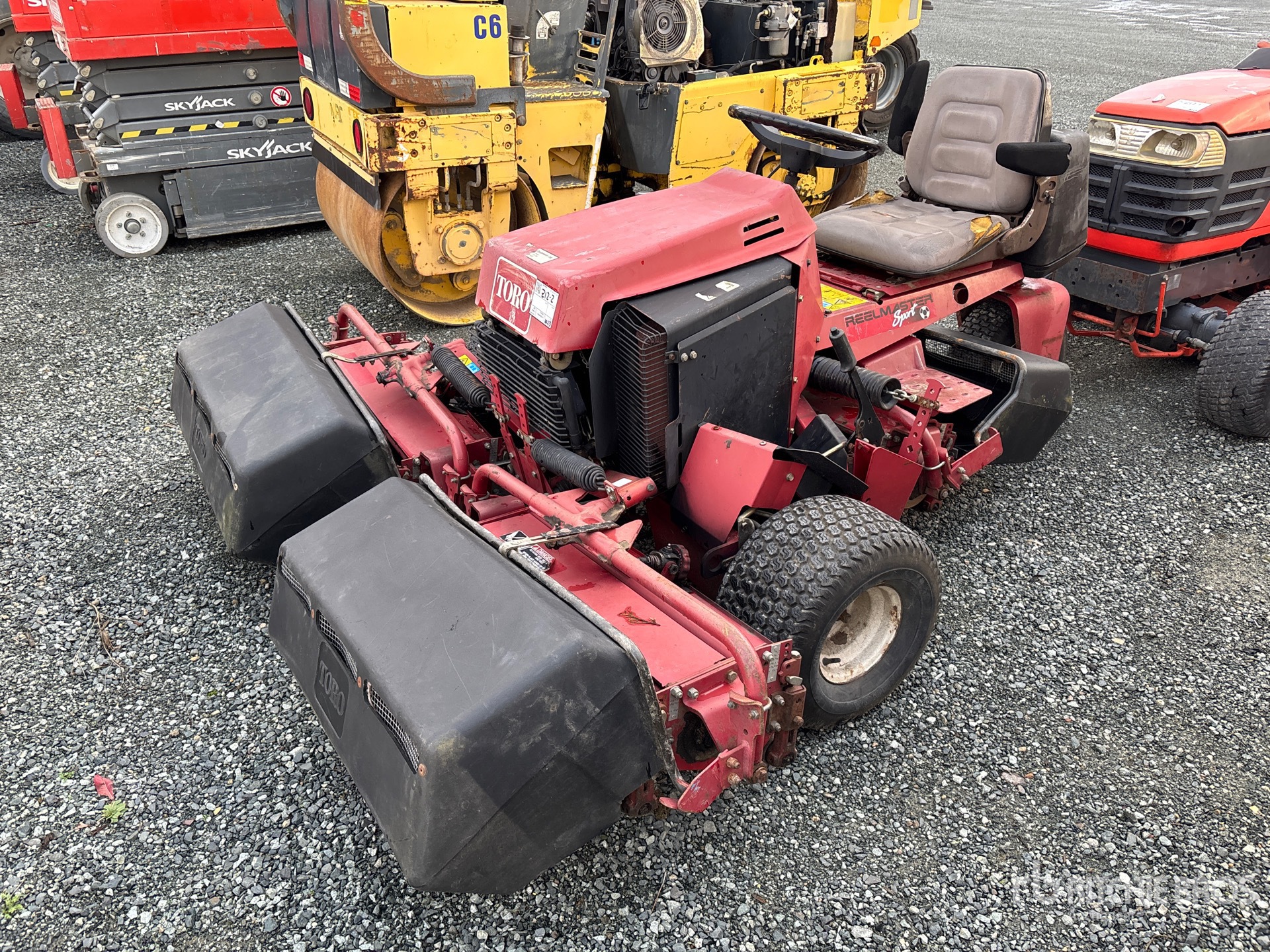 General Appearance with Featured Photo