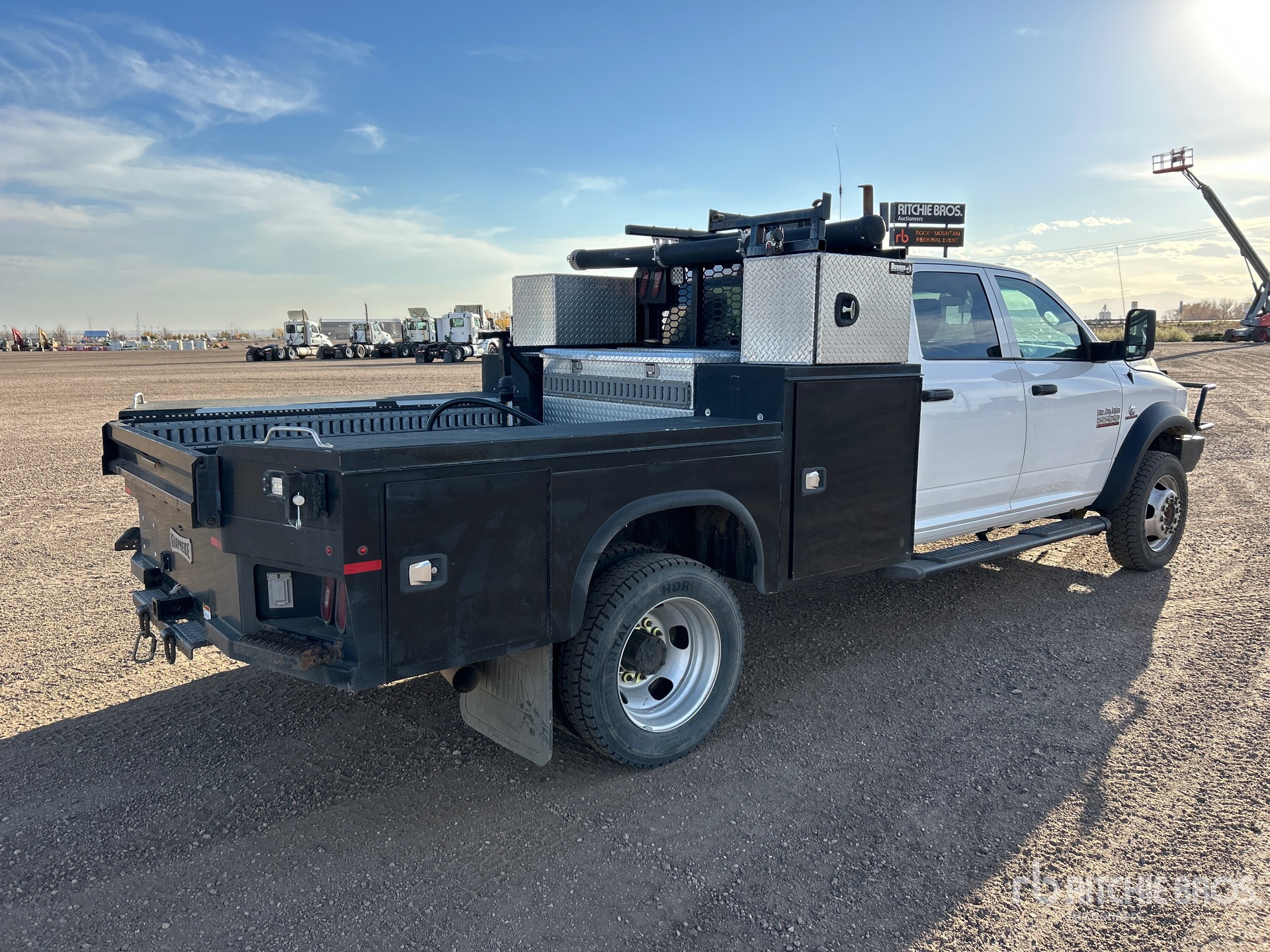 General Appearance with Picture, Right Rear Corner