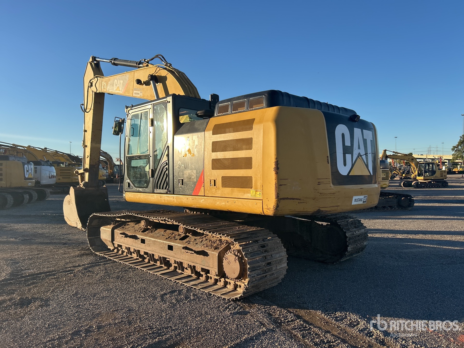 Aspect général with Image, coin arrière gauche