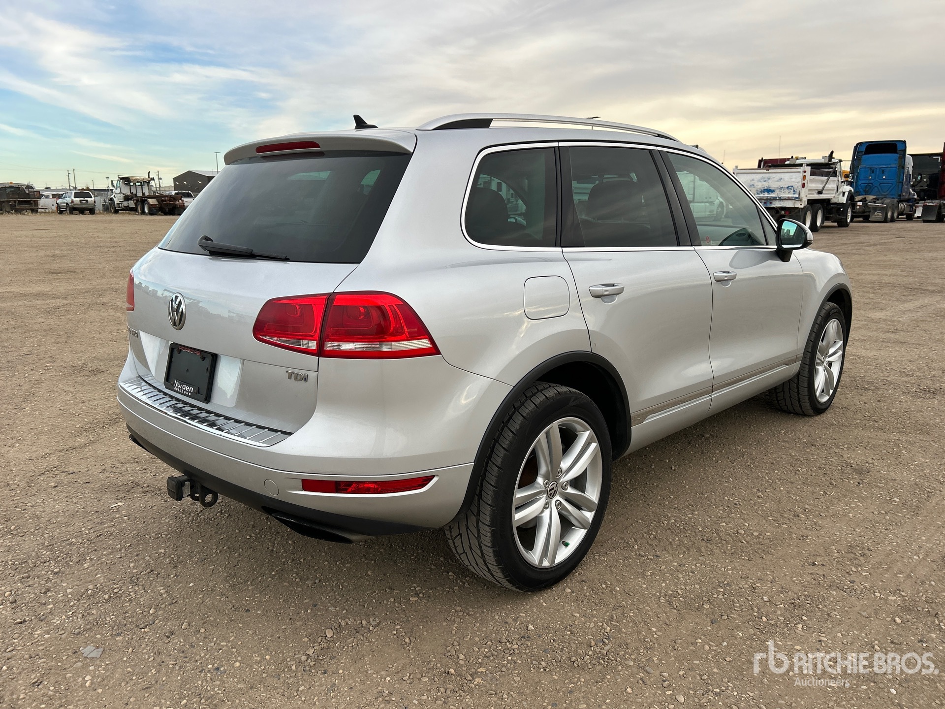 General Appearance with Picture, Right Rear Corner