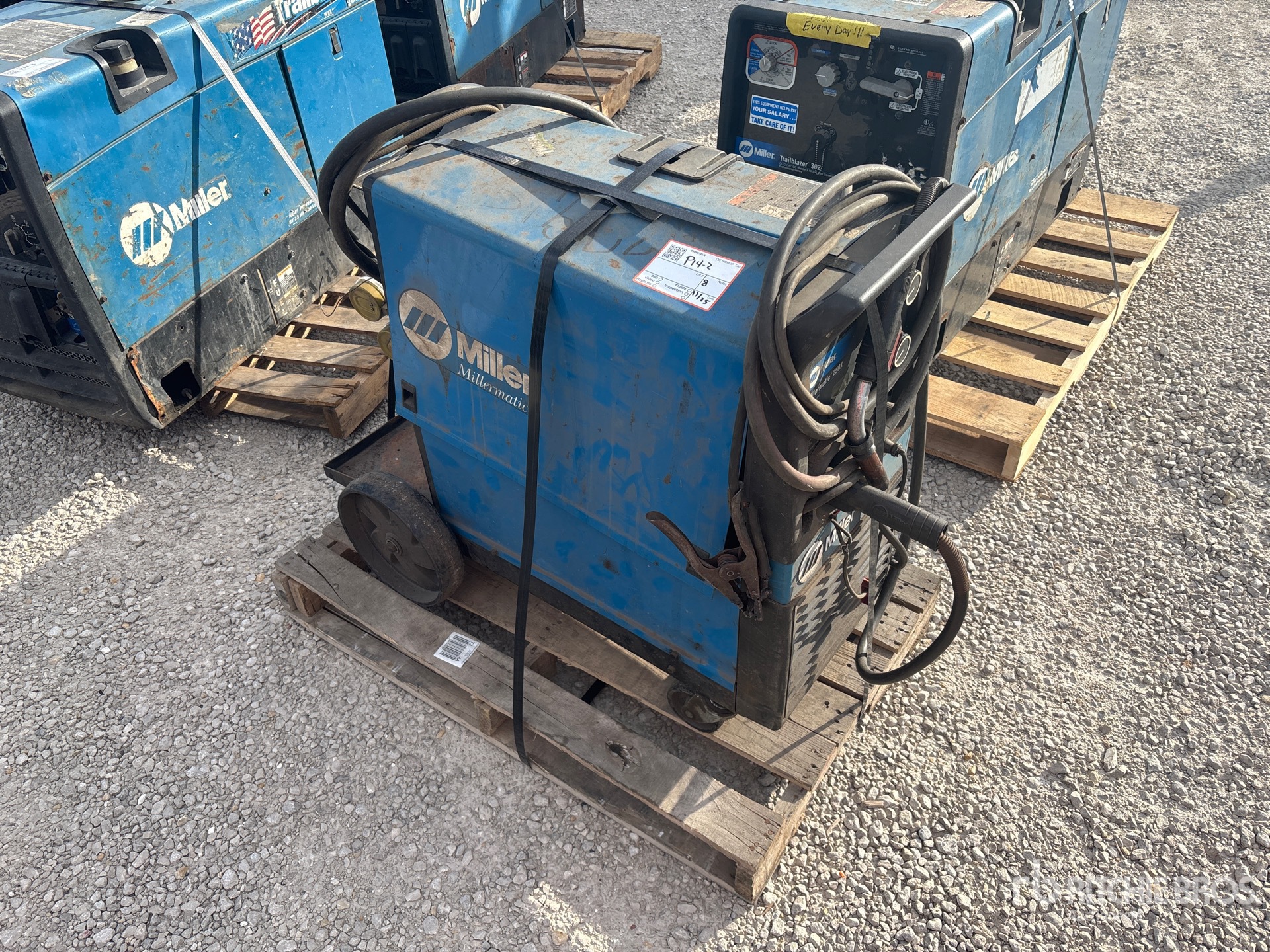 Aspect général with Image, coin avant gauche