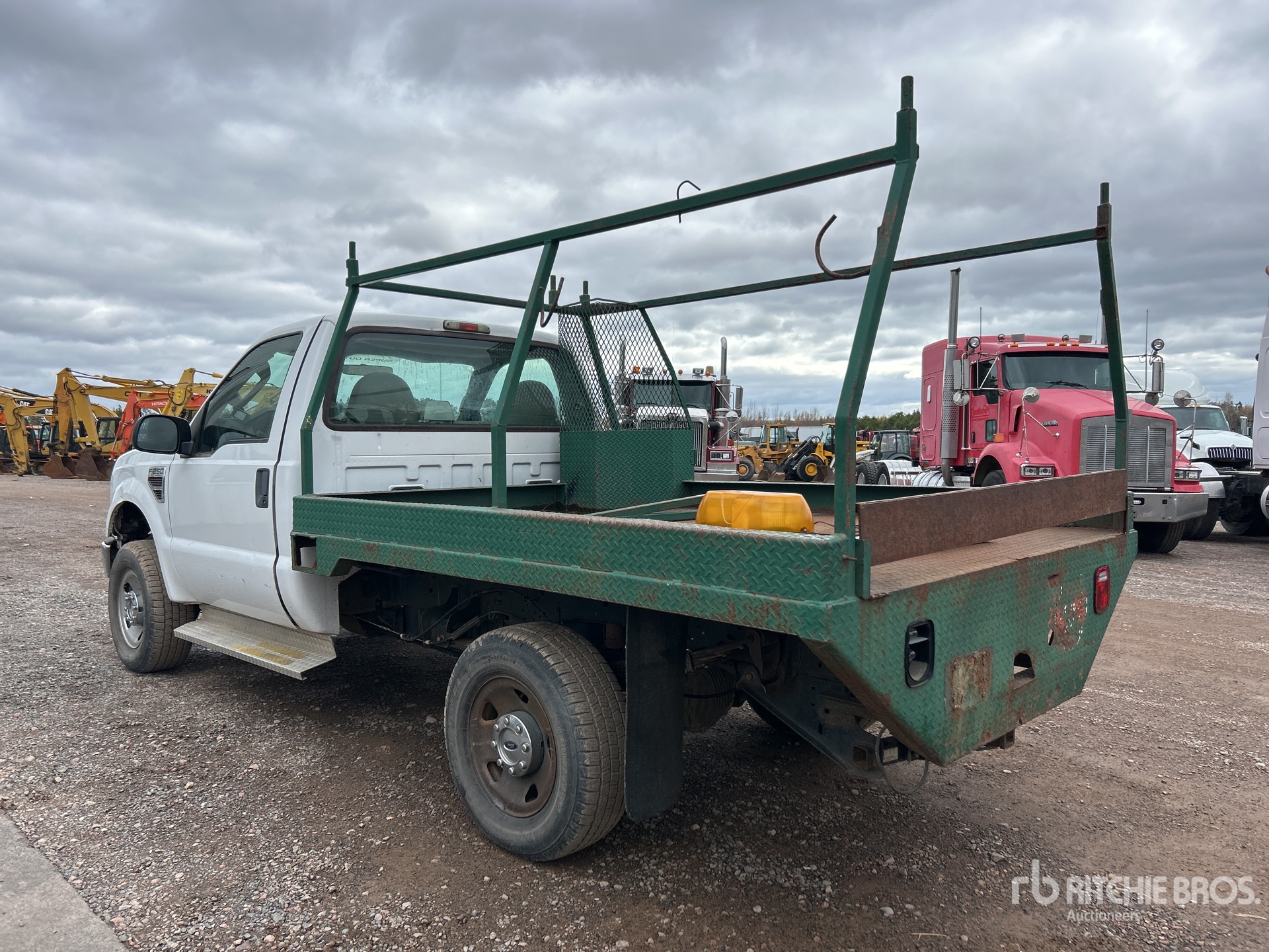 Aspect général with Image, coin arrière gauche