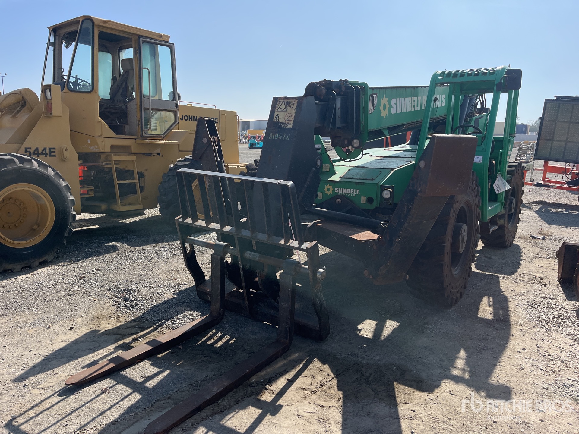 General Appearance with Image, coin avant gauche