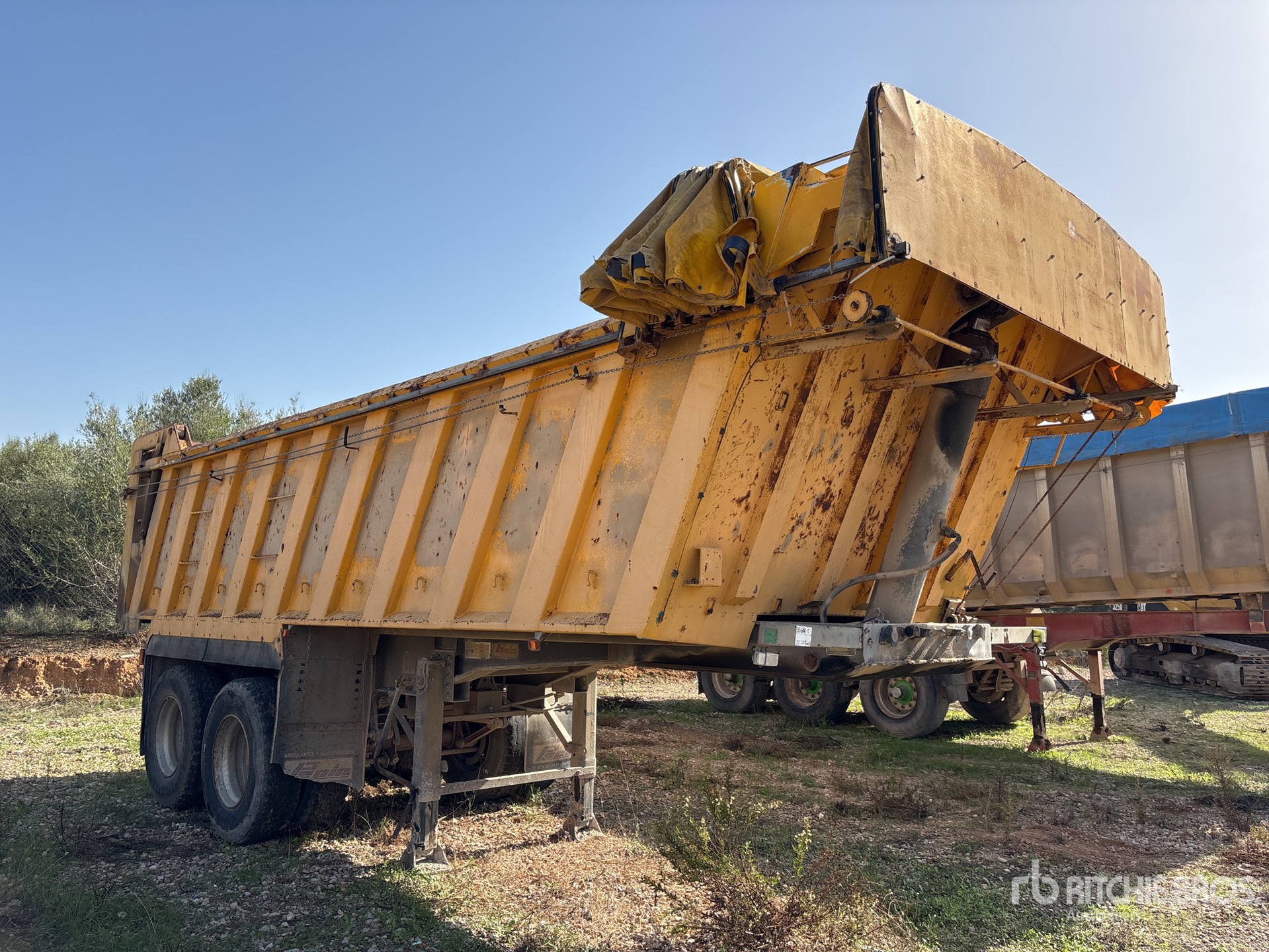 General Appearance with Bild, Ecke hinten links