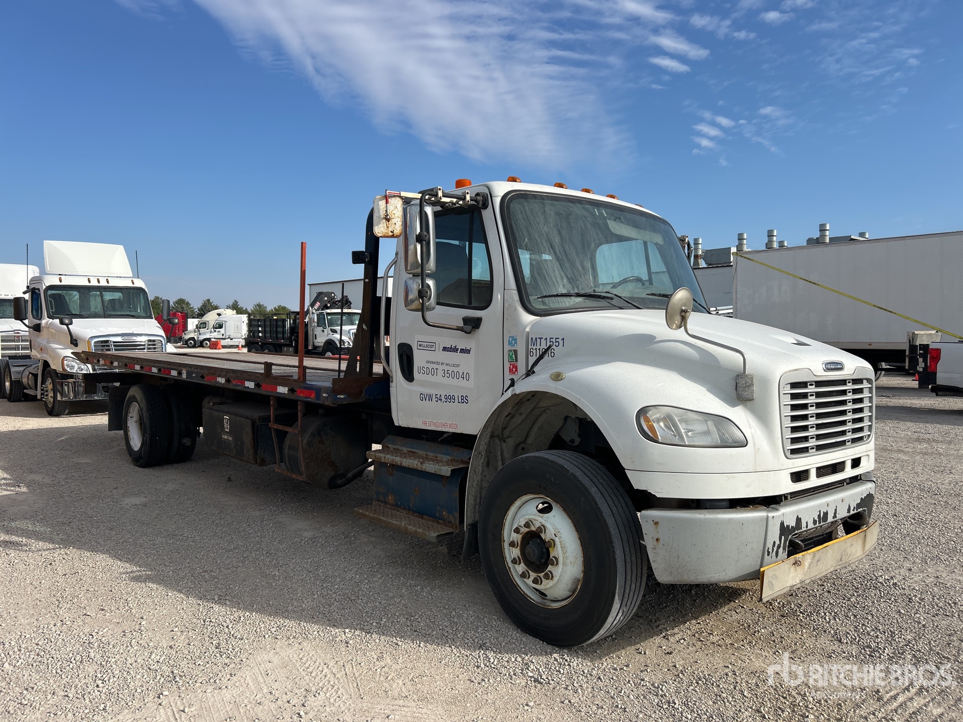 General Appearance with Foto, angolo anteriore destro