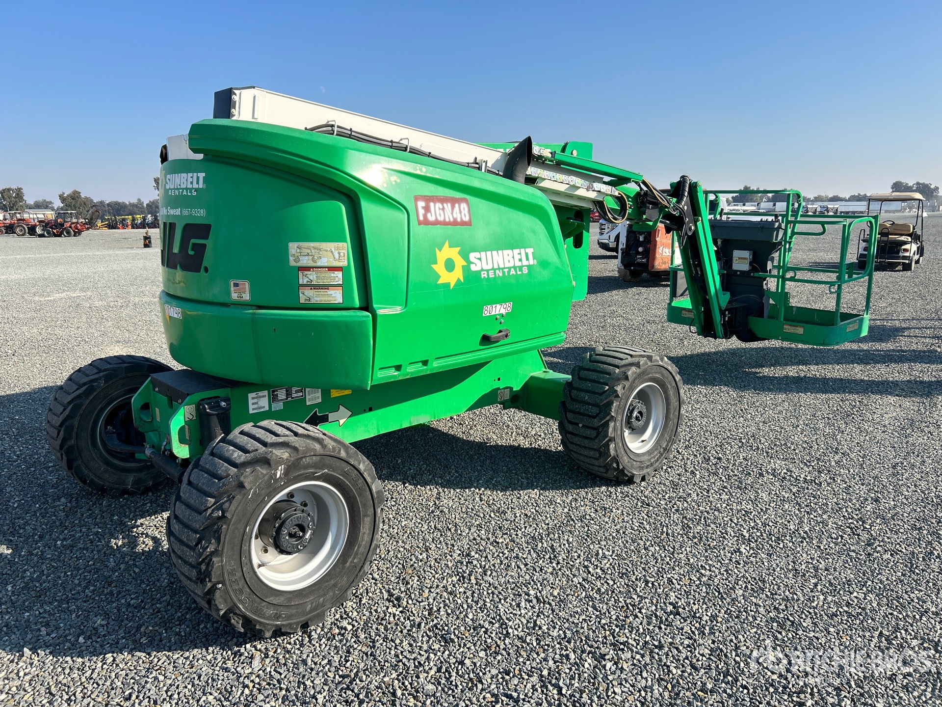 General Appearance with Picture, Right Rear Corner