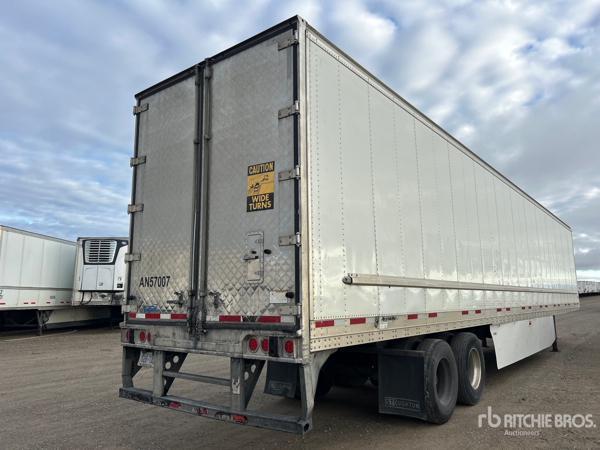 General Appearance with Bild, Ecke hinten rechts