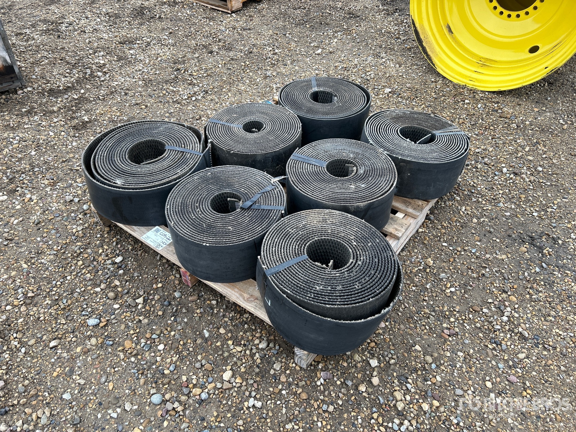 General Appearance with Image, coin avant gauche