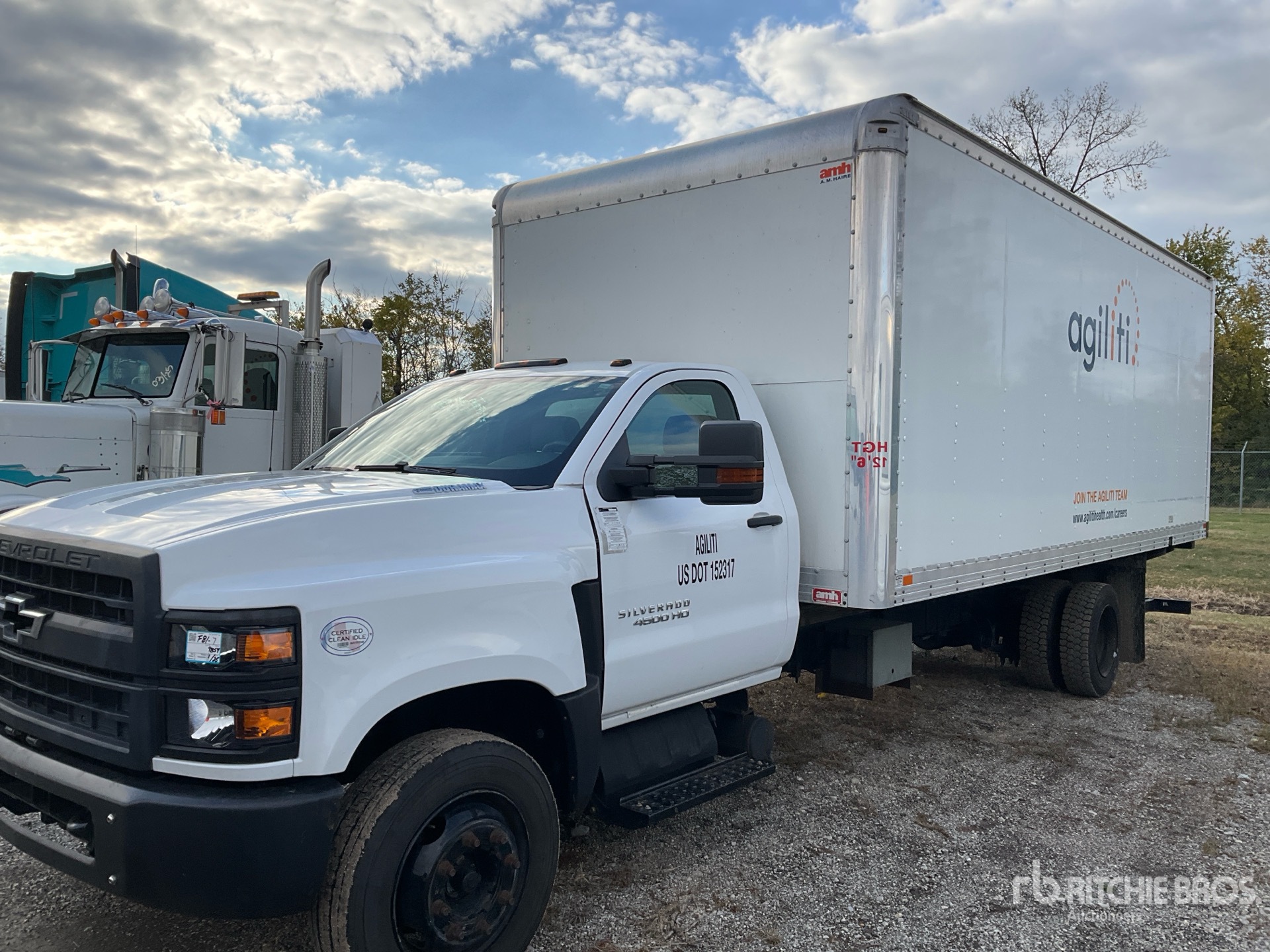 General Appearance with Featured Photo