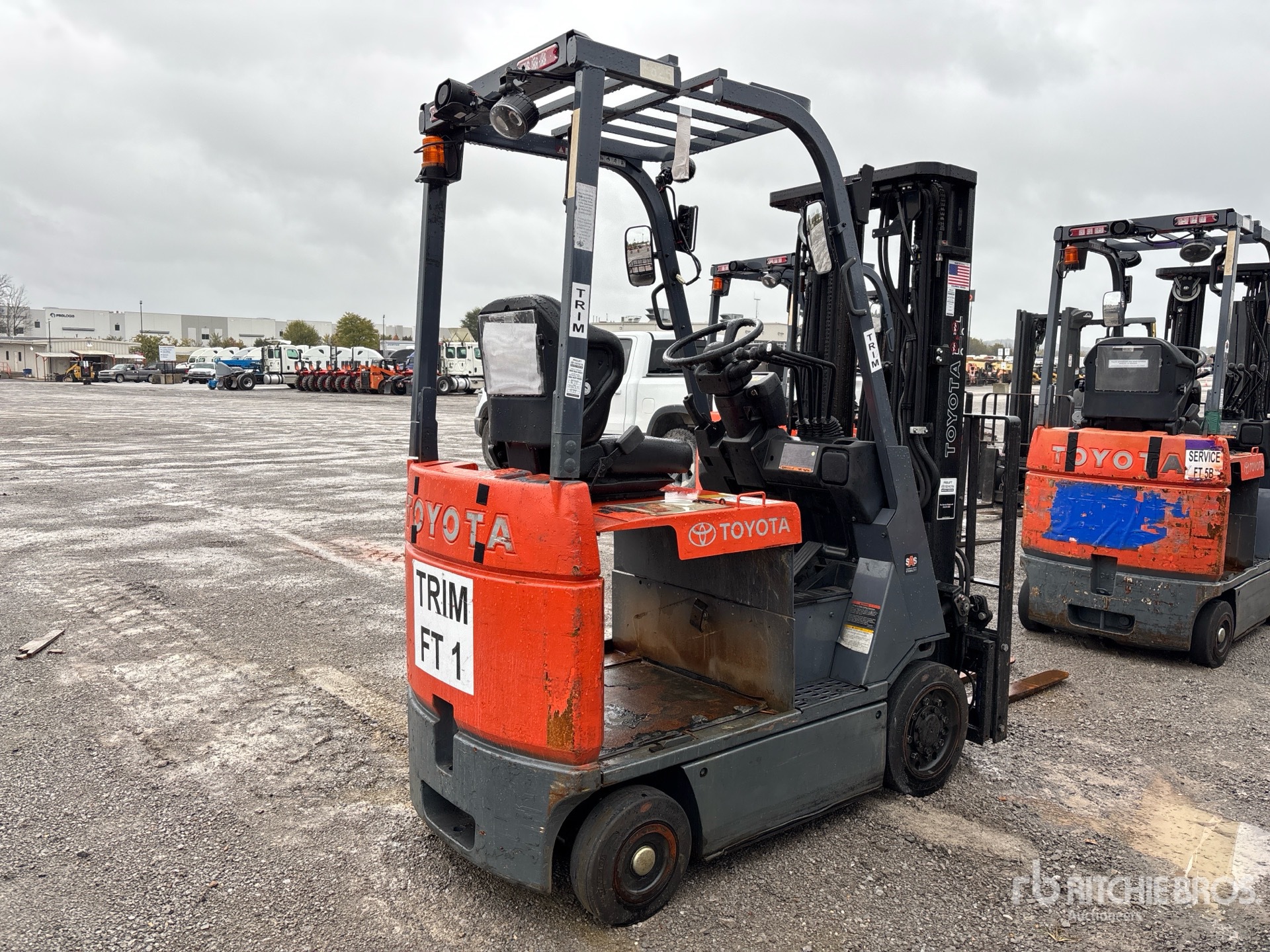 General Appearance with Picture, Right Rear Corner