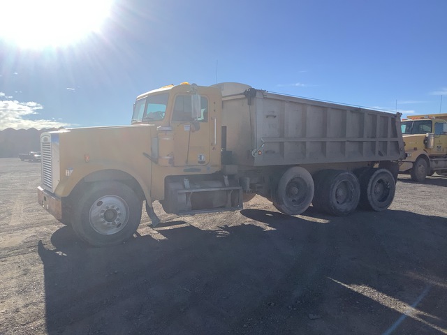 1995 Freightliner Long Conv 6x4 T/A Dump Truck