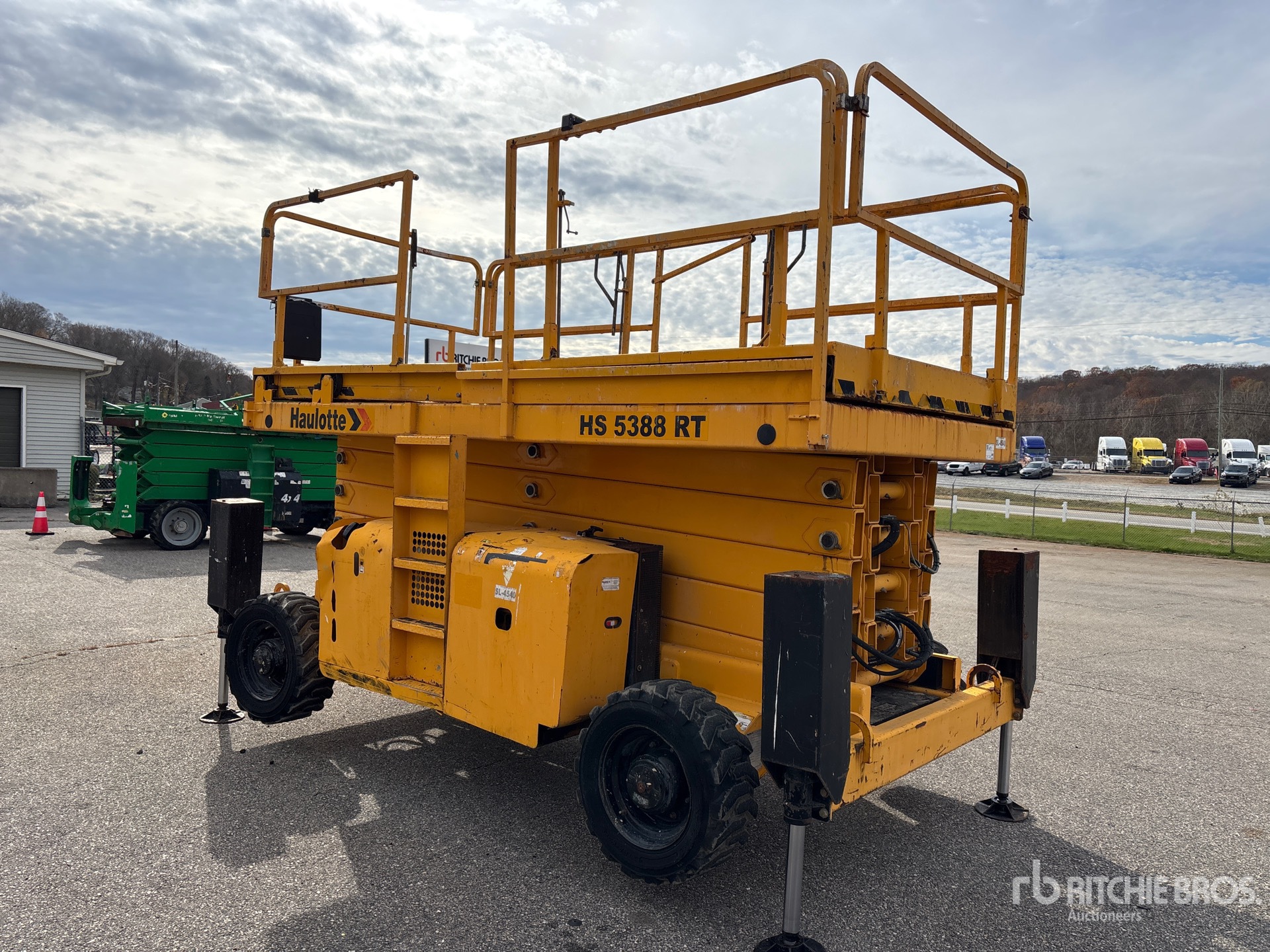 General Appearance with Imagen: esquina trasera izquierda