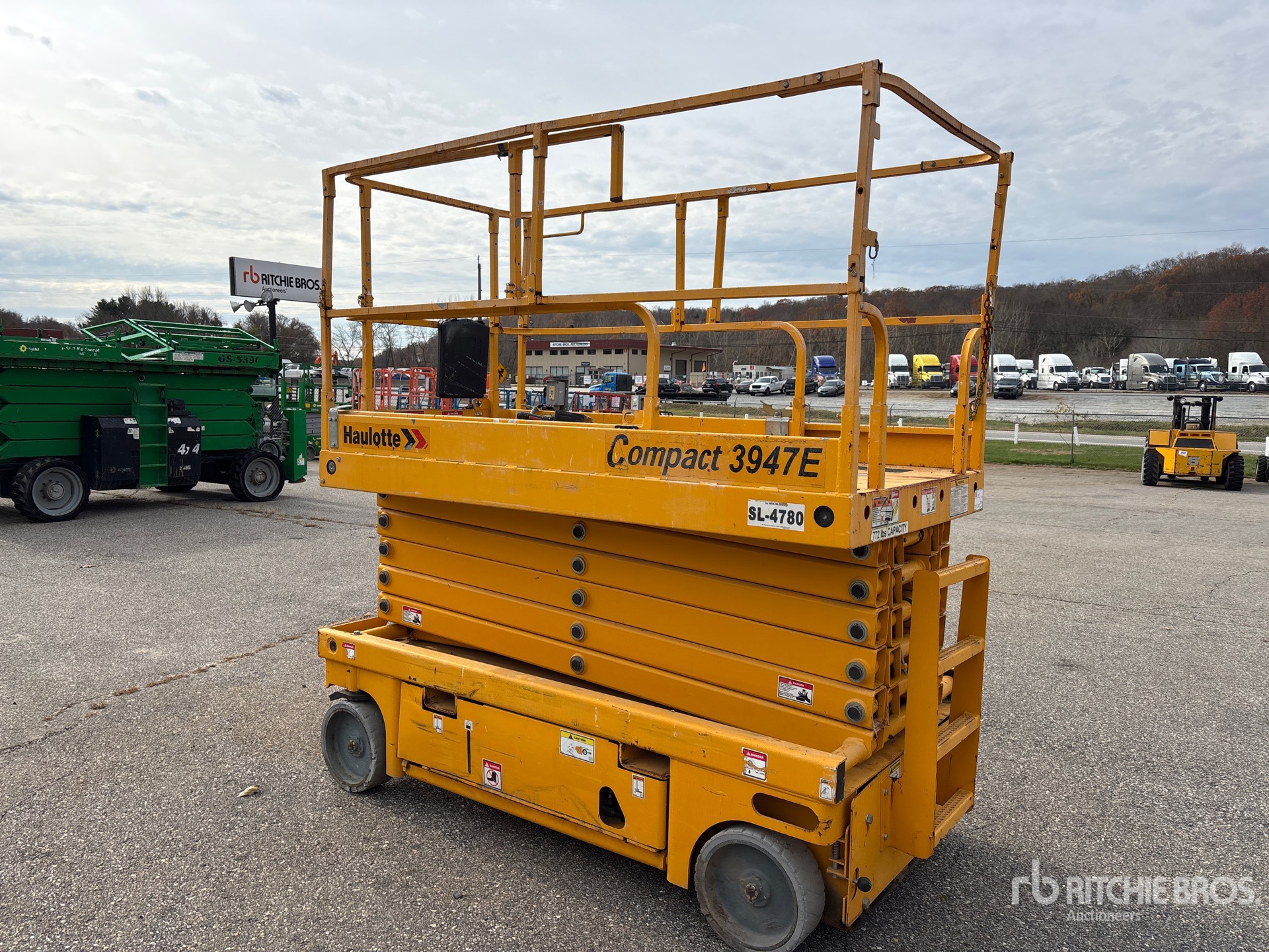 Aspect général with Image, coin arrière gauche