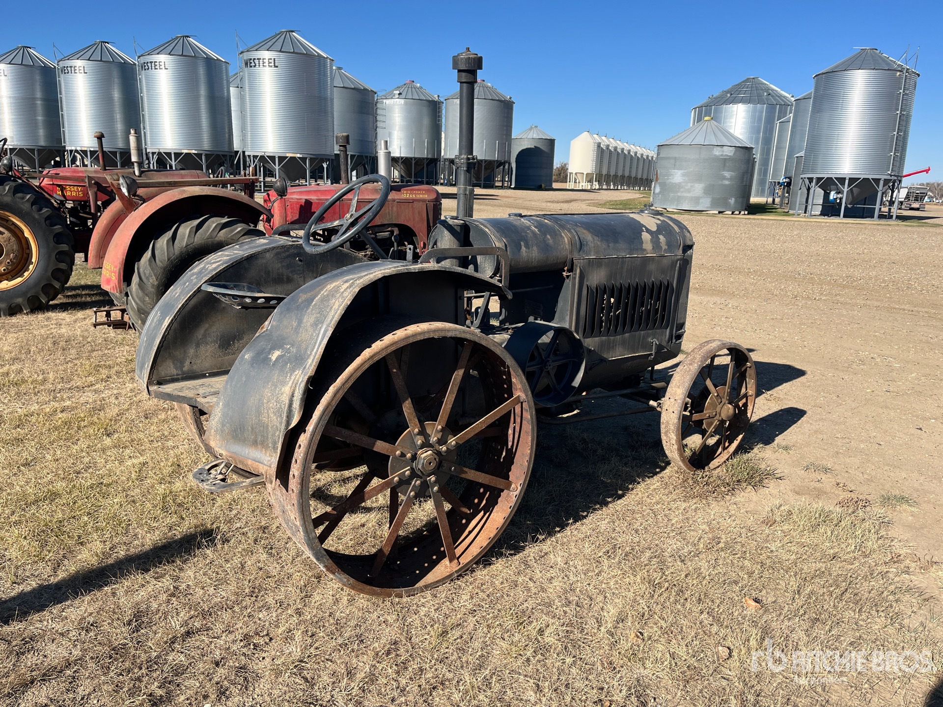 General Appearance with Bild, Ecke hinten rechts