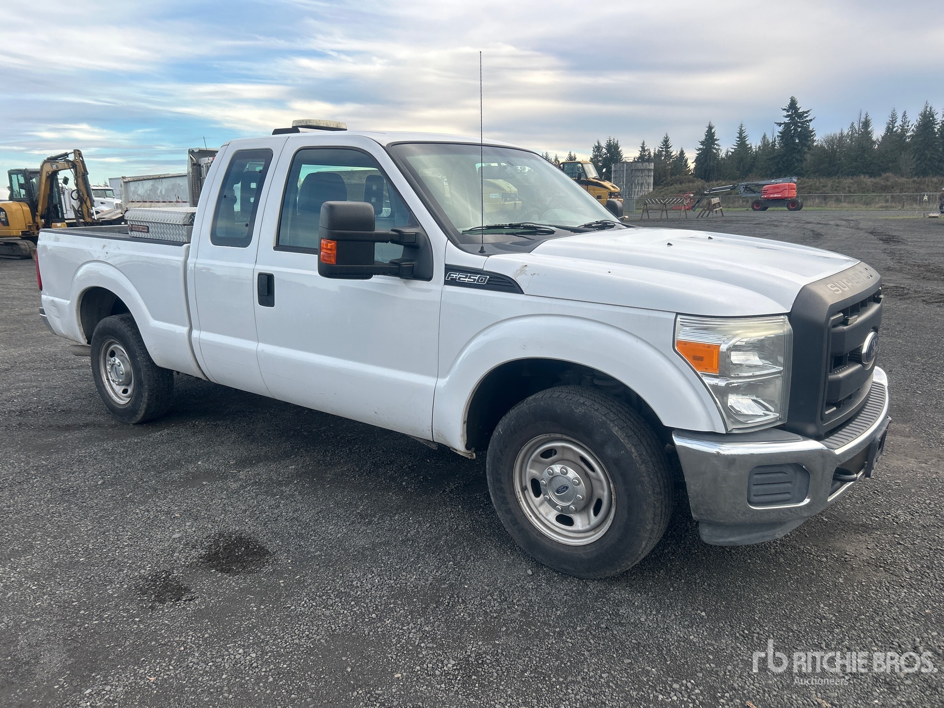 General Appearance with Picture, Right Front Corner