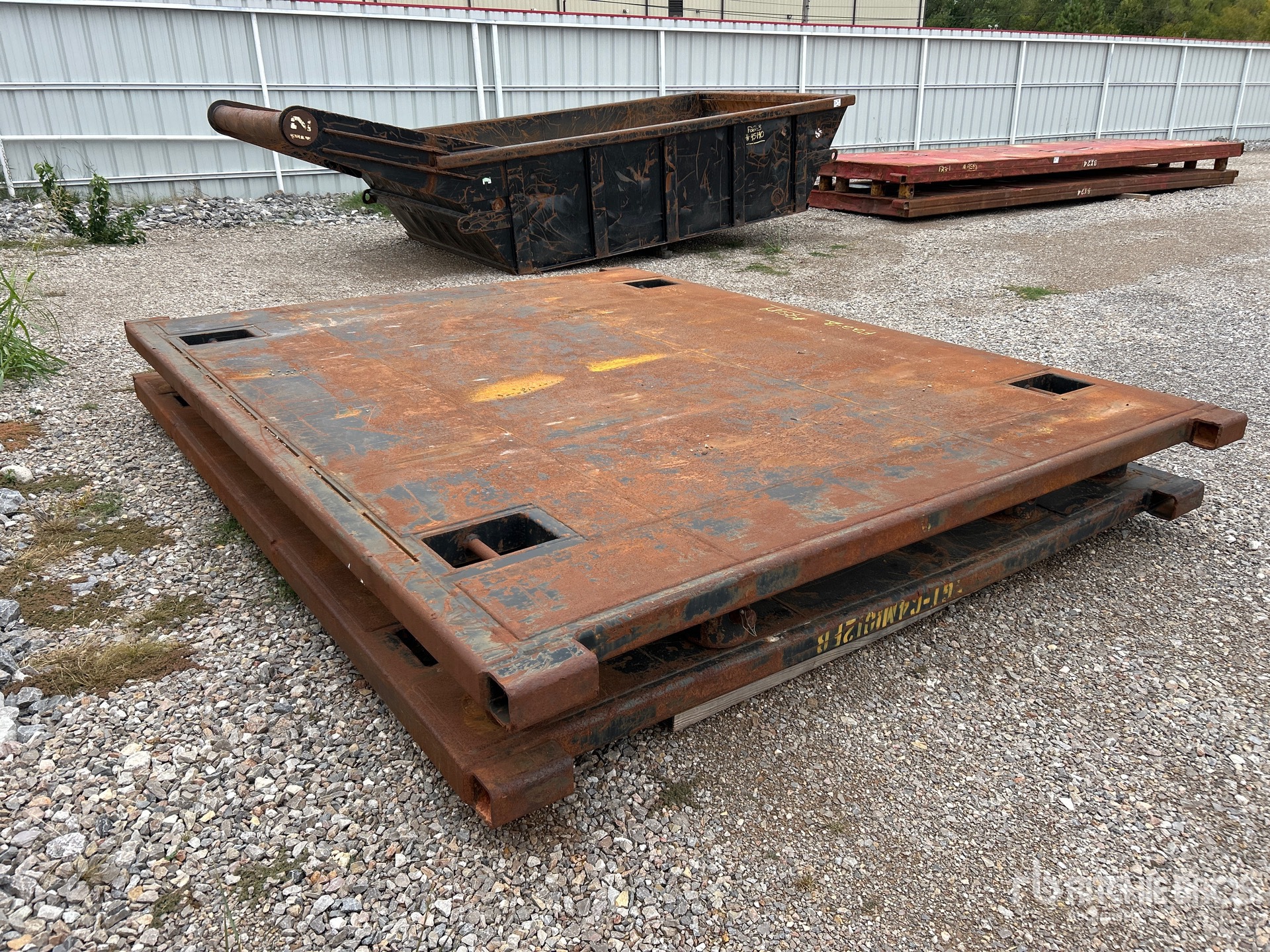 Aspect général with Image, coin arrière droit