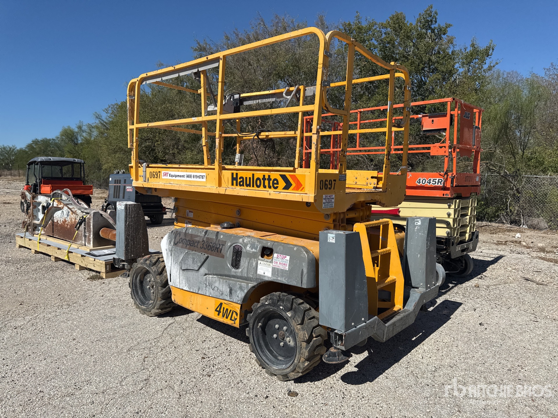 Aspect général with Image, coin arrière gauche