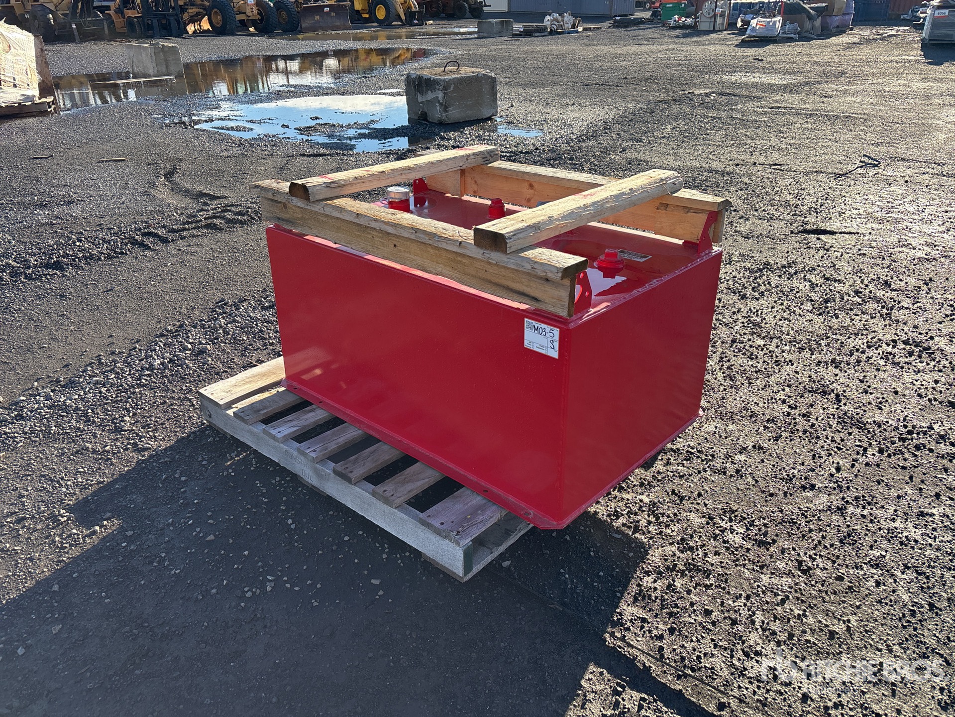 General Appearance with Picture, Left Front Corner