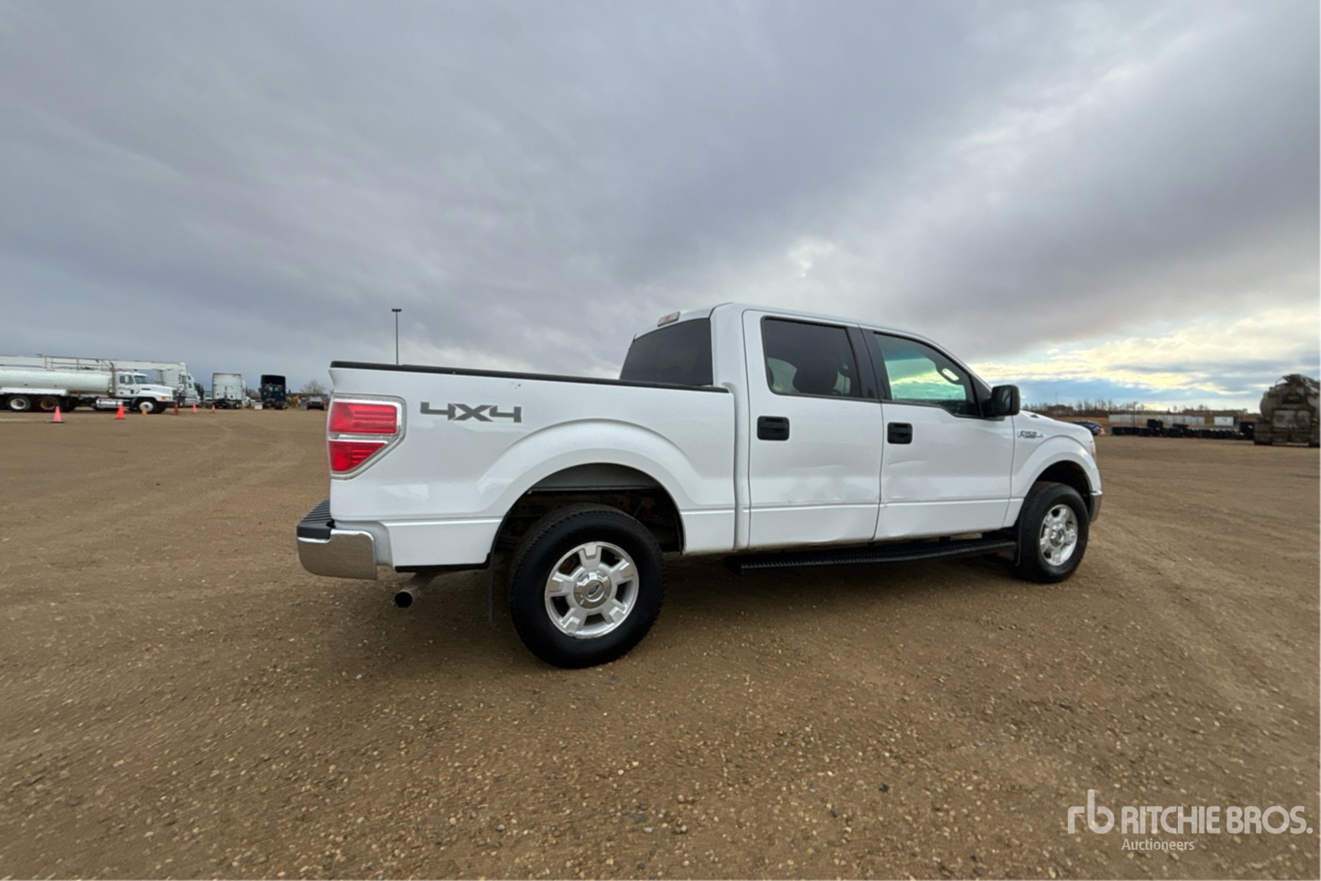 General Appearance with Picture, Right Rear Corner