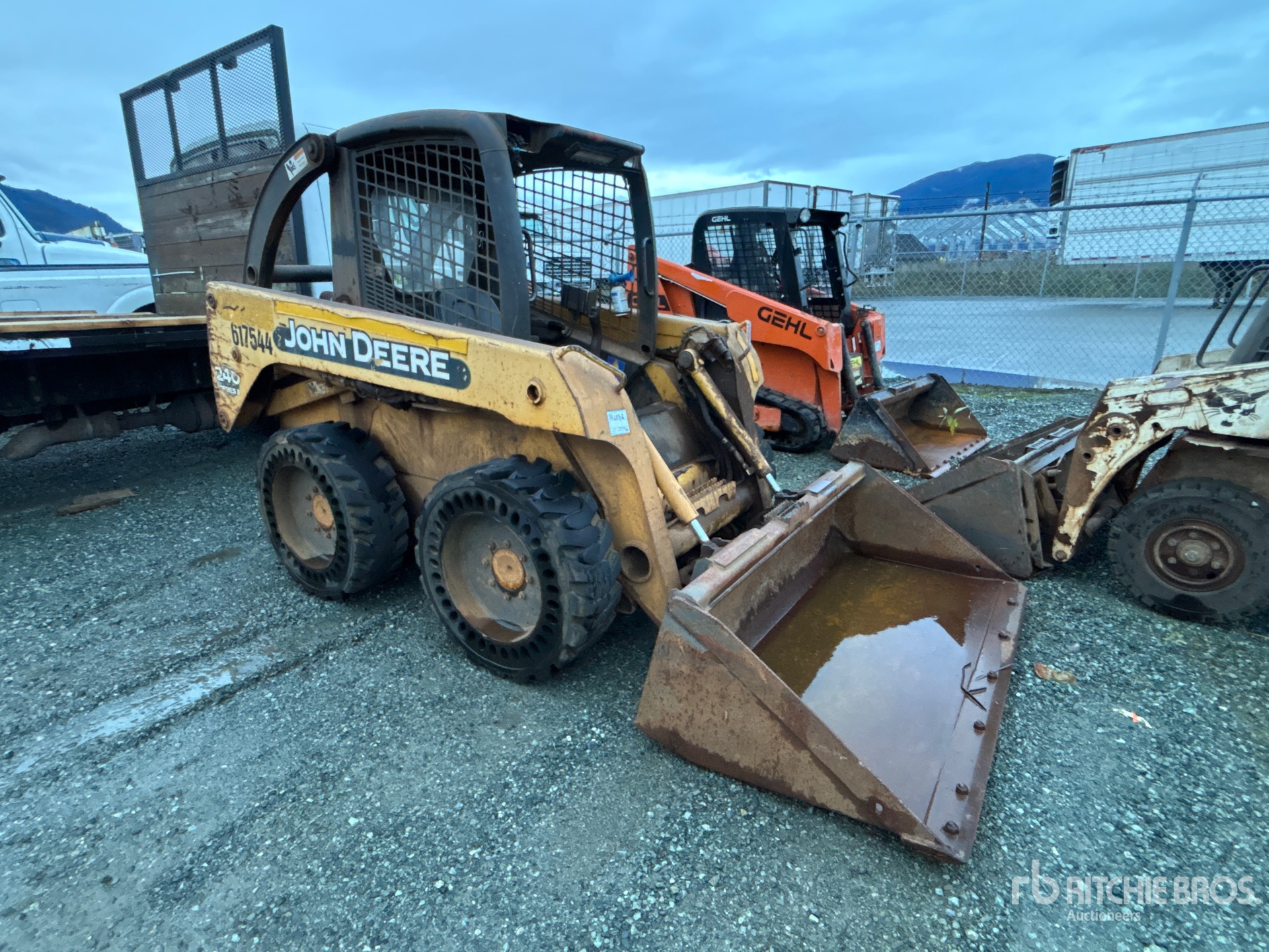 General Appearance with Picture, Right Front Corner