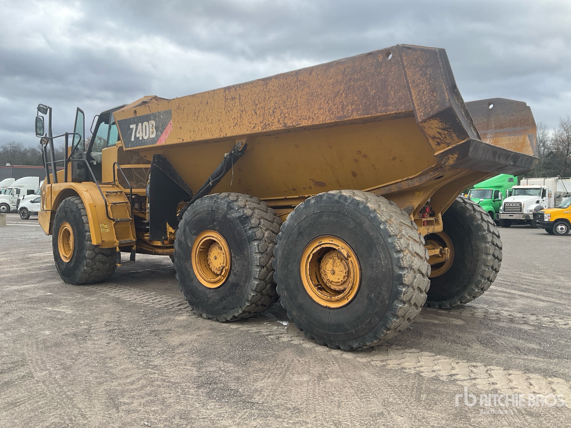 General Appearance with Picture, Left Rear Corner