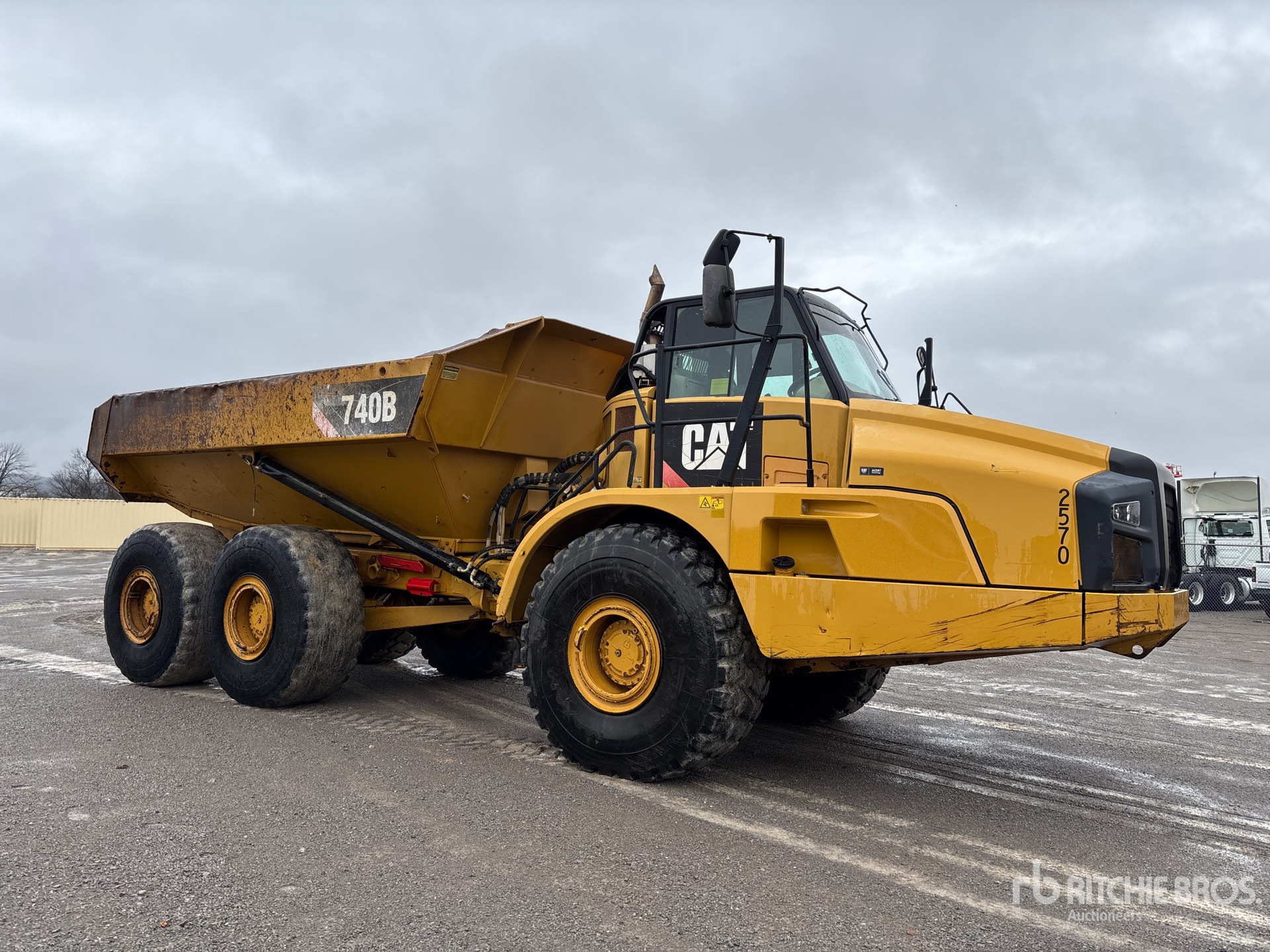 General Appearance with Picture, Right Front Corner