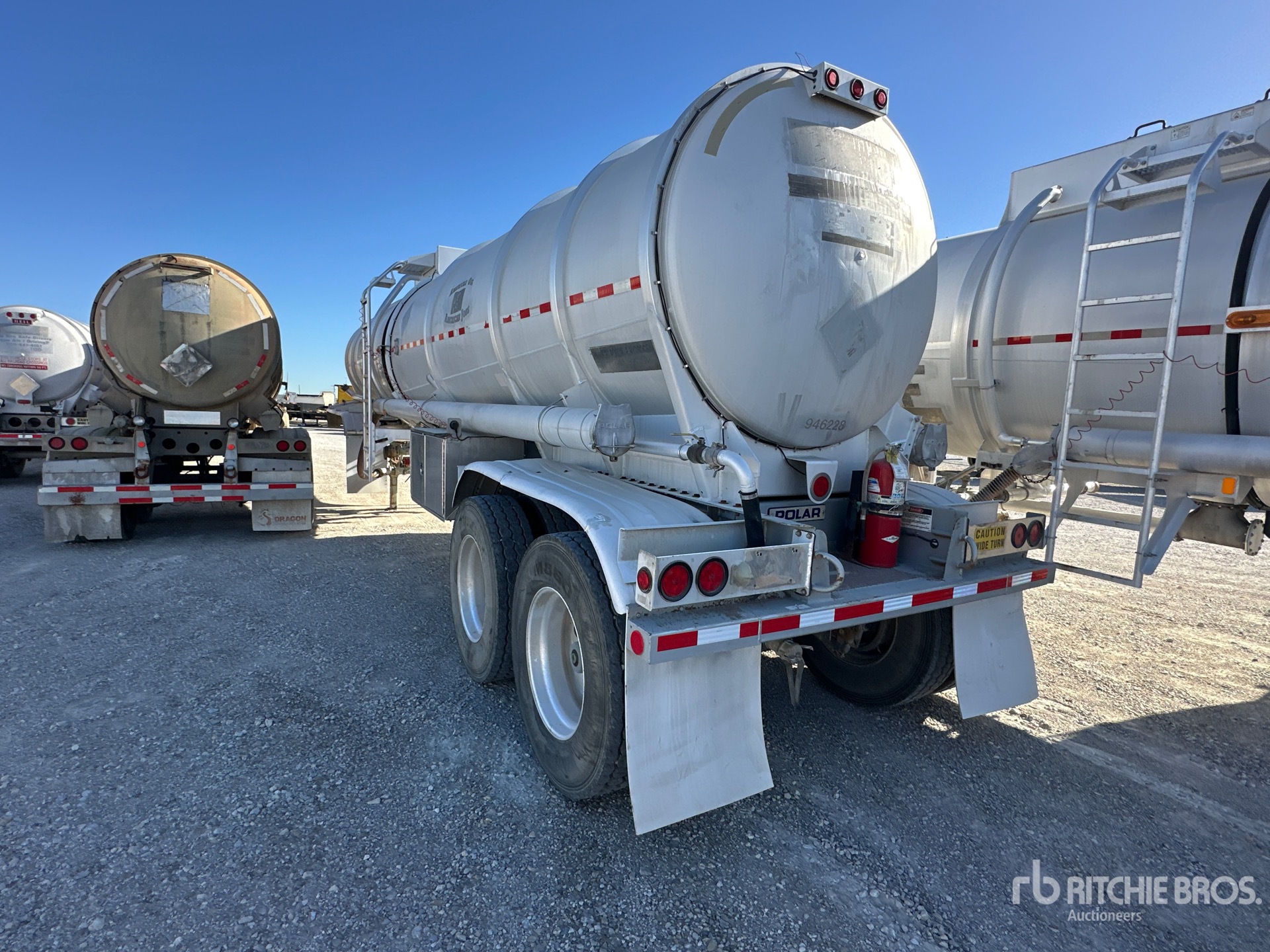 General Appearance with Bild, Ecke hinten links